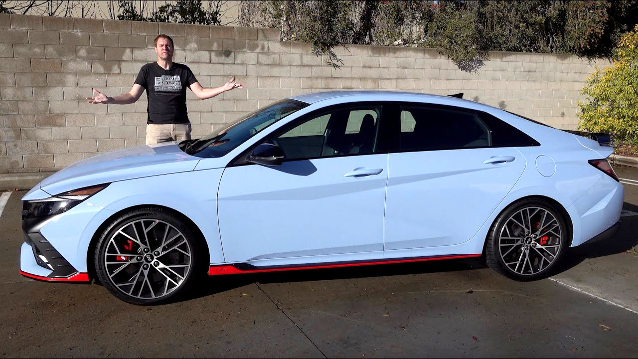 The 2022 Hyundai Elantra N Is Impressive, But Is It Better Than The New Subaru WRX? Auto Recent