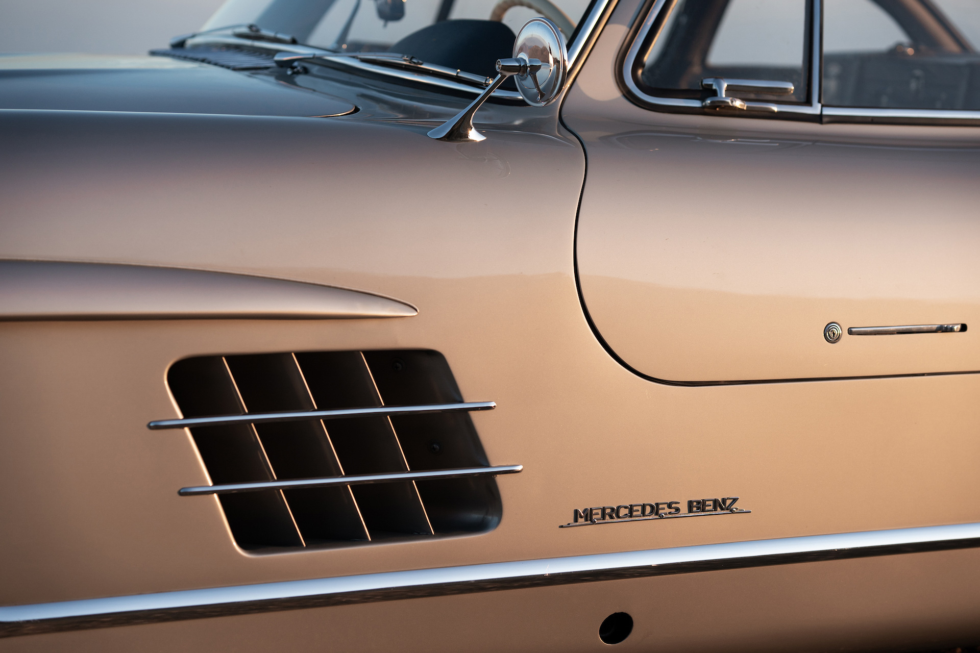 Ultra-Rare Alloy Mercedes 300SL Auctioned for $6.8M, Makes $1.7M Steel Gullwing Look Almost Affordable