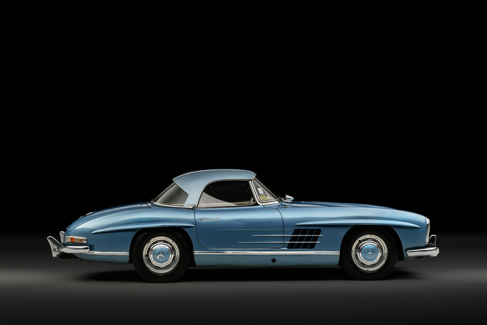 You Can Own F1 Legend Juan Manuel Fangio’s Personal 1958 Mercedes-Benz 300SL