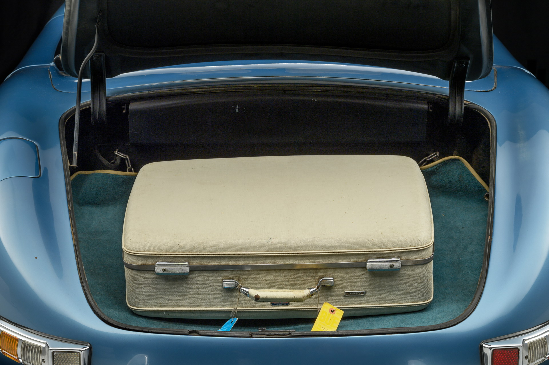 You Can Own F1 Legend Juan Manuel Fangio’s Personal 1958 Mercedes-Benz 300SL