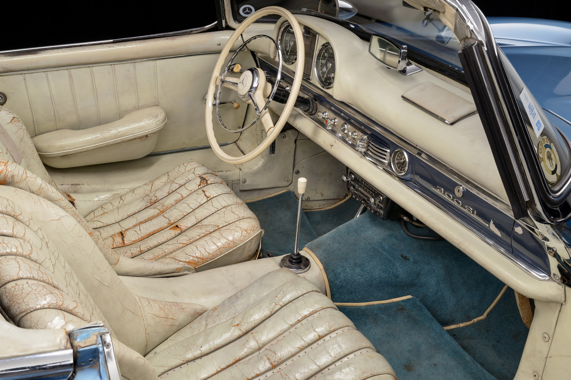 You Can Own F1 Legend Juan Manuel Fangio’s Personal 1958 Mercedes-Benz 300SL