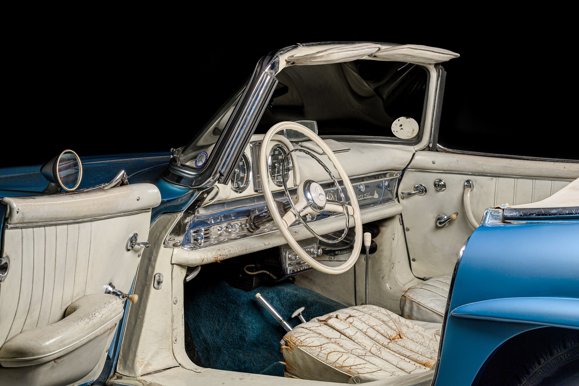 You Can Own F1 Legend Juan Manuel Fangio’s Personal 1958 Mercedes-Benz 300SL