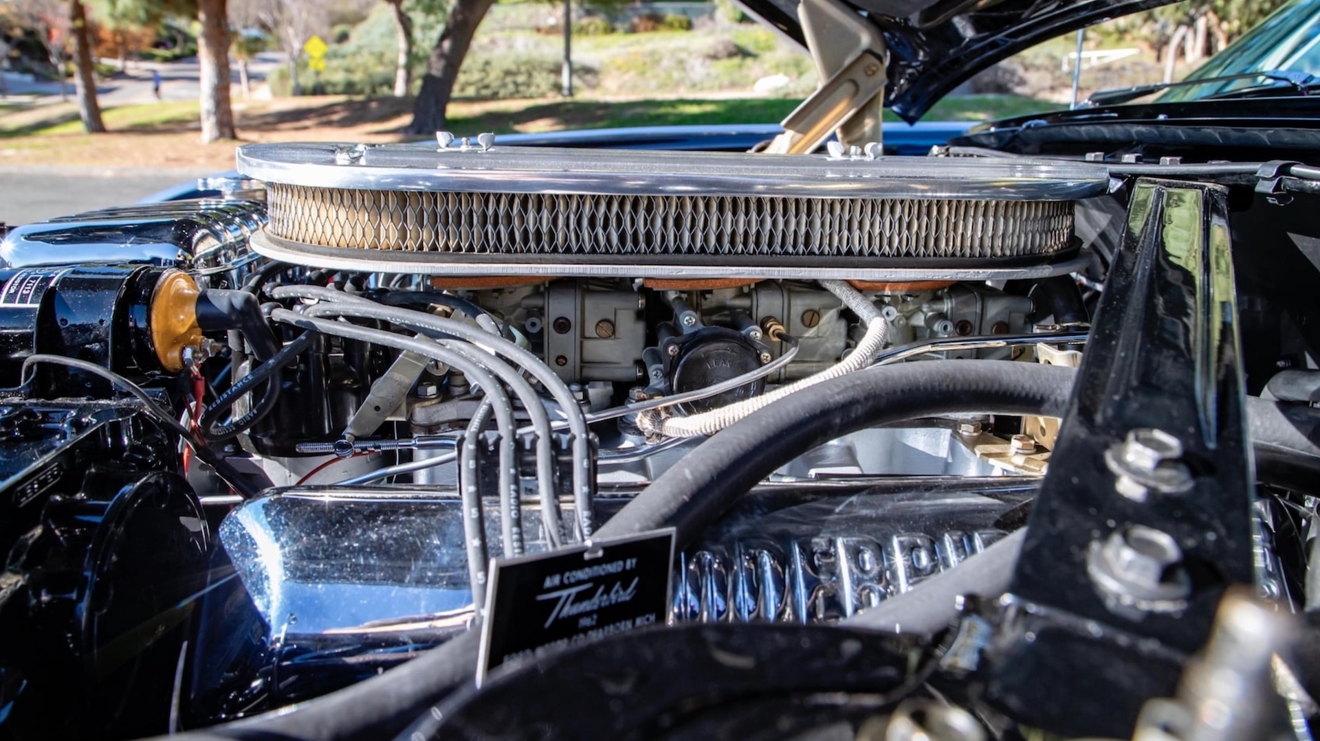 Rare 390 HP M-Code Roadster Is A 1962 Ford Thunderbird With Talons