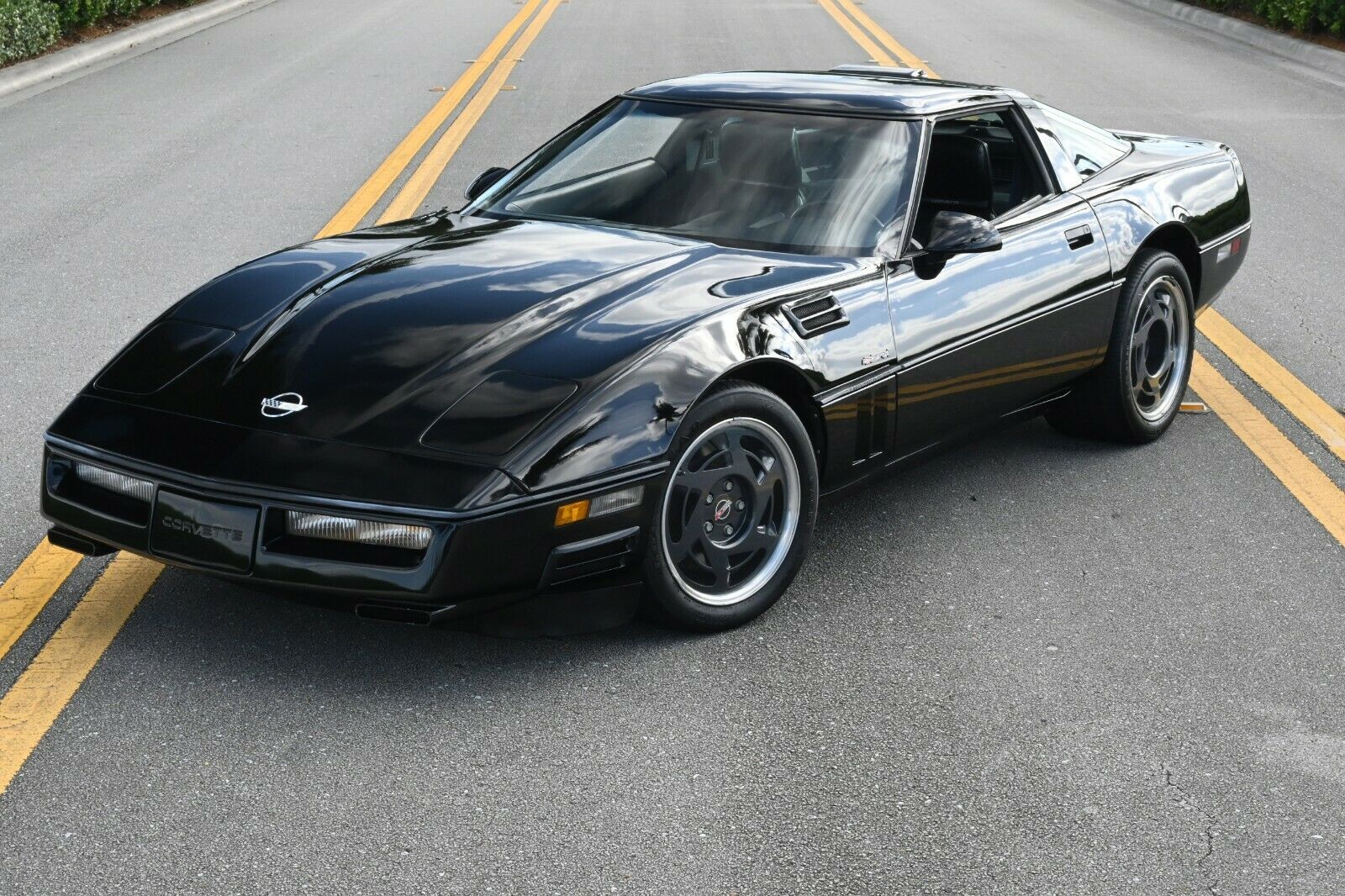Prototype 1990 Corvette ZR-1 With Active Suspension Might Be The Ultimate C4 And You Can Buy It