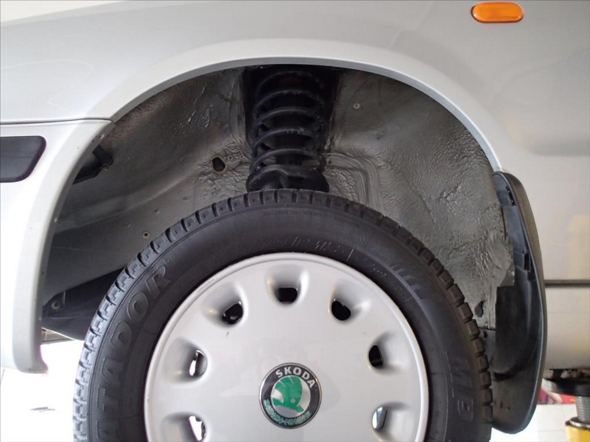 How Much Would You Pay For This Low-Mileage Skoda Felicia?