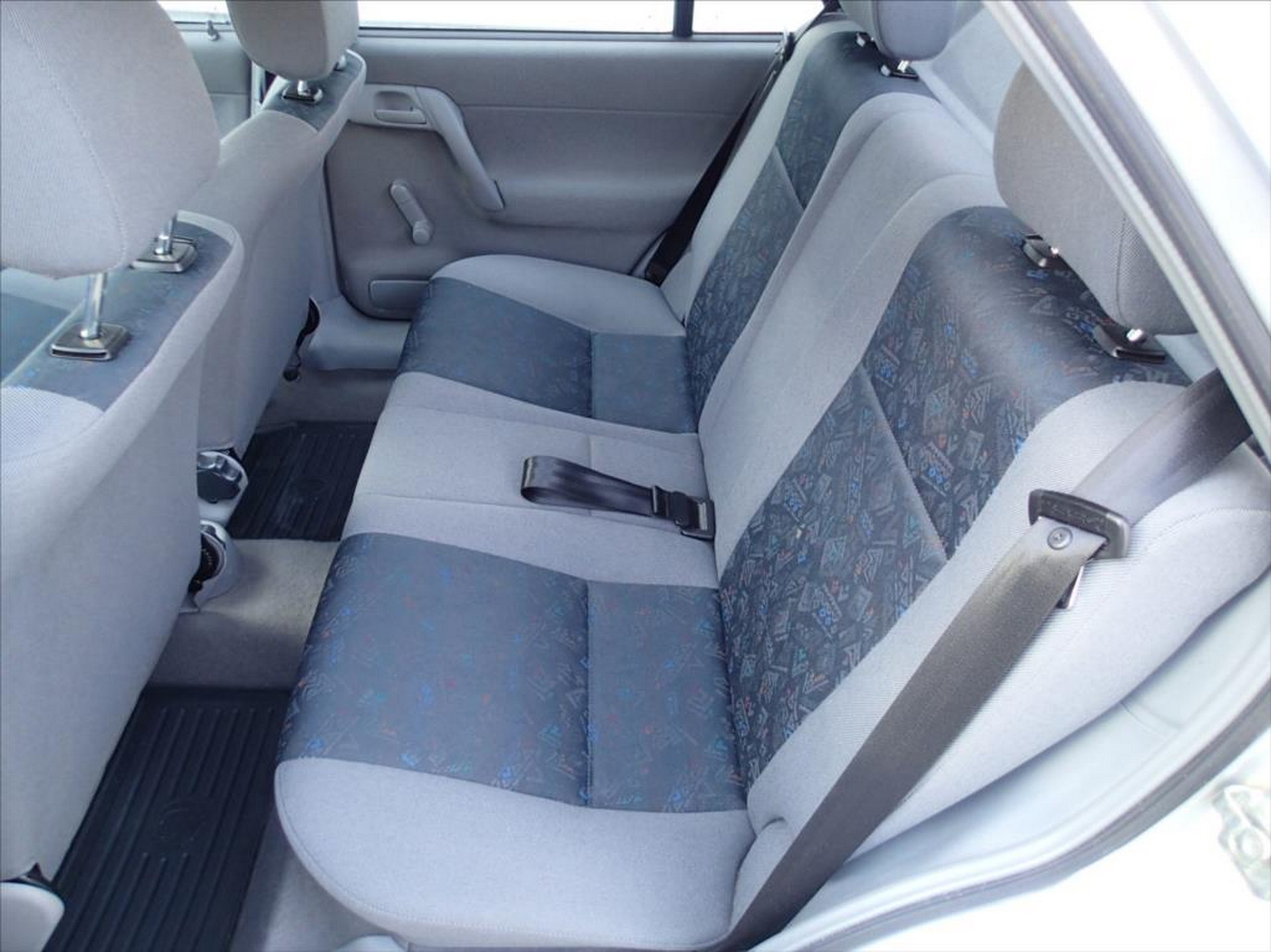 How Much Would You Pay For This Low-Mileage Skoda Felicia?