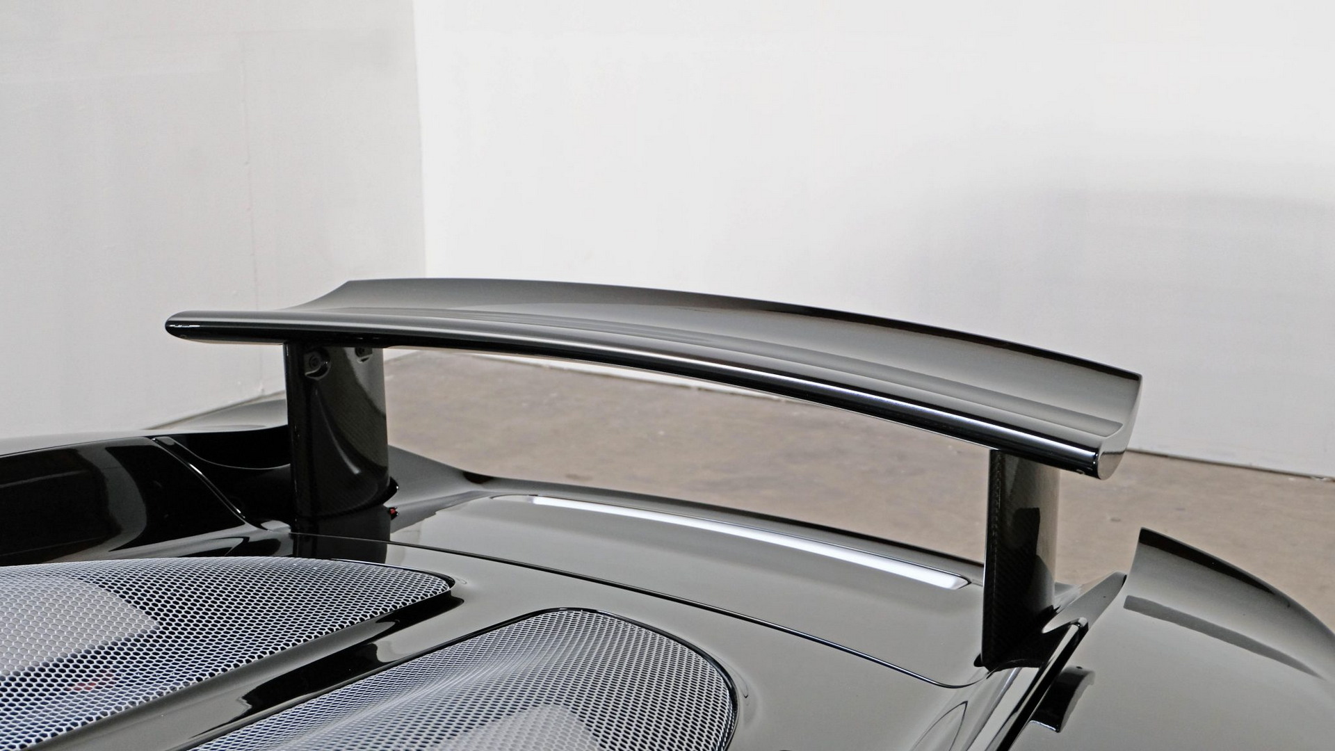 Will Ex-Jerry Seinfeld Porsche Carrera GT Set A New Auction Record Despite Its Higher Mileage?