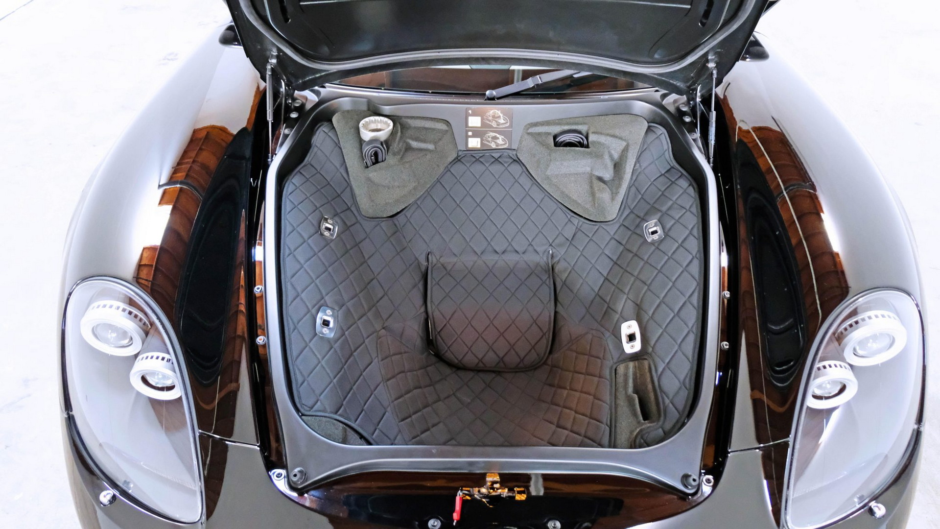 Will Ex-Jerry Seinfeld Porsche Carrera GT Set A New Auction Record Despite Its Higher Mileage?