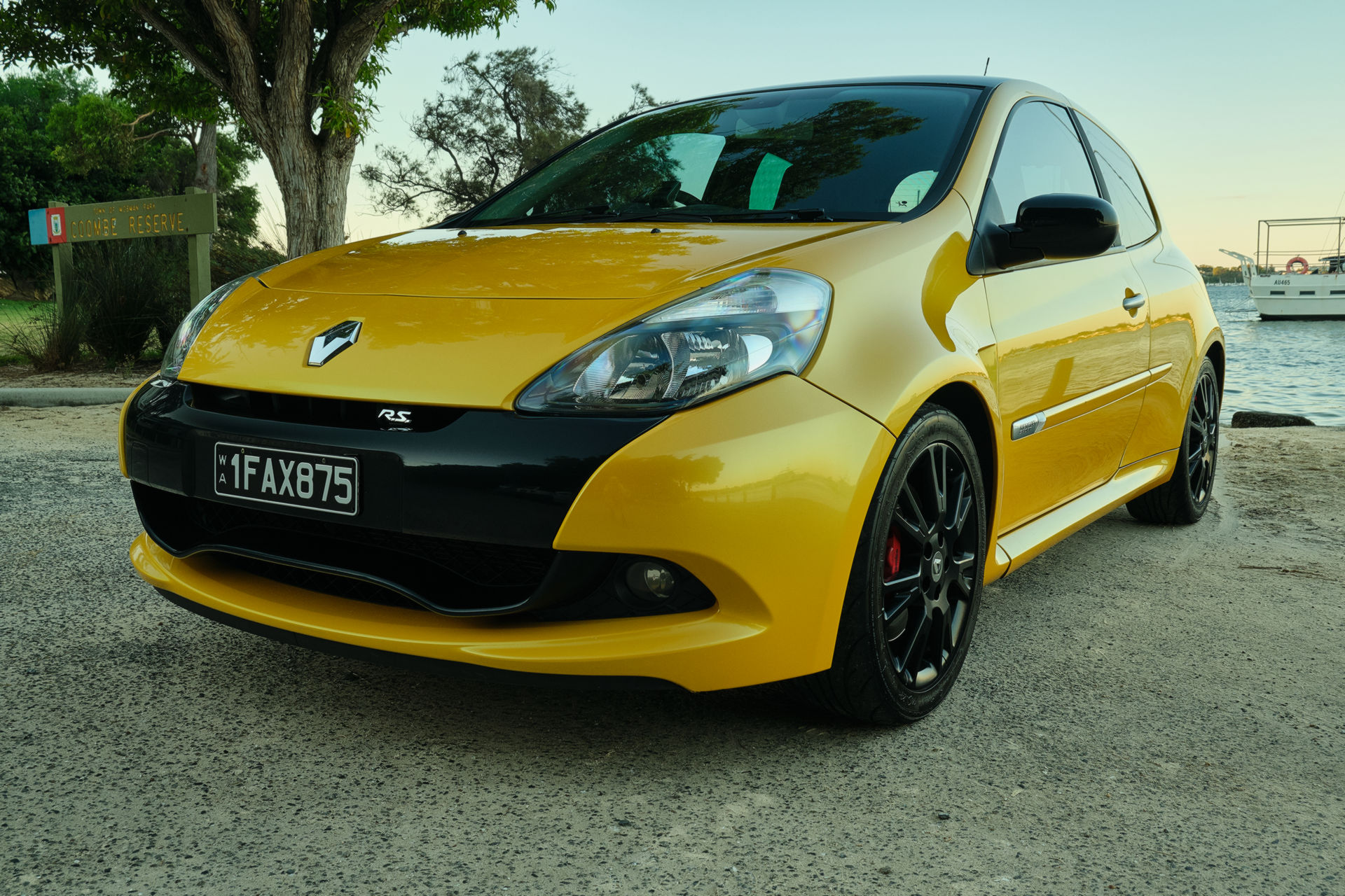 CarScoops Garage: This Is Our 2011 Renault Clio RS 200 AGP
