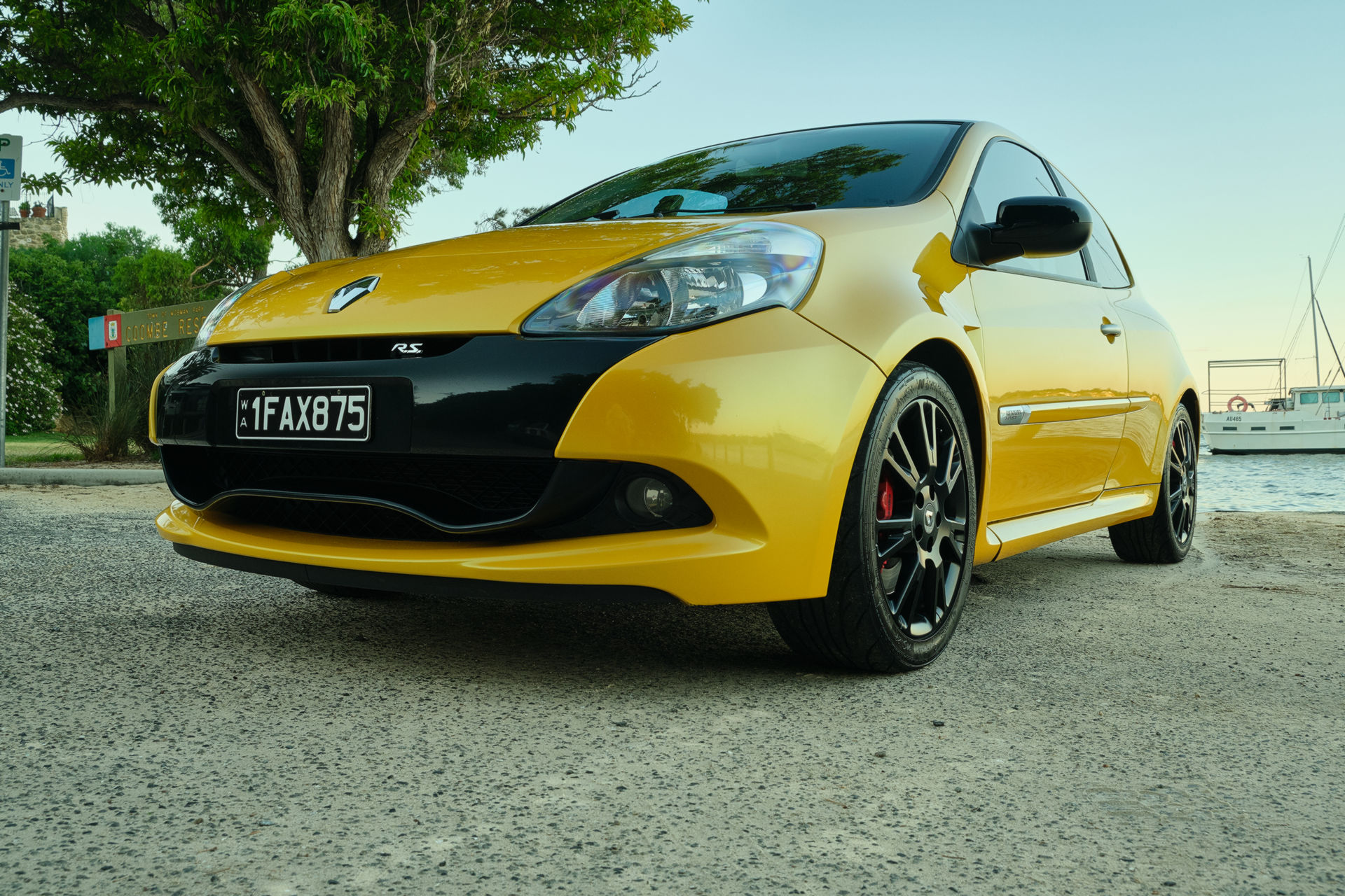 CarScoops Garage: This Is Our 2011 Renault Clio RS 200 AGP