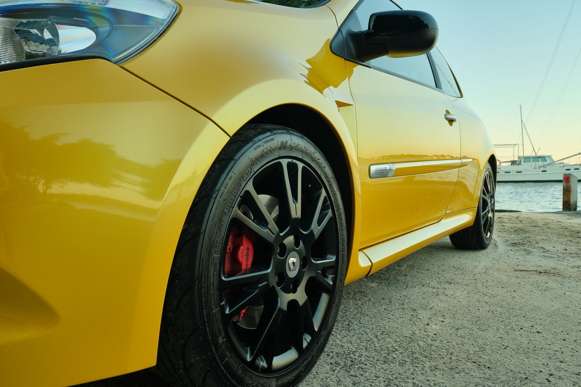 CarScoops Garage: This Is Our 2011 Renault Clio RS 200 AGP