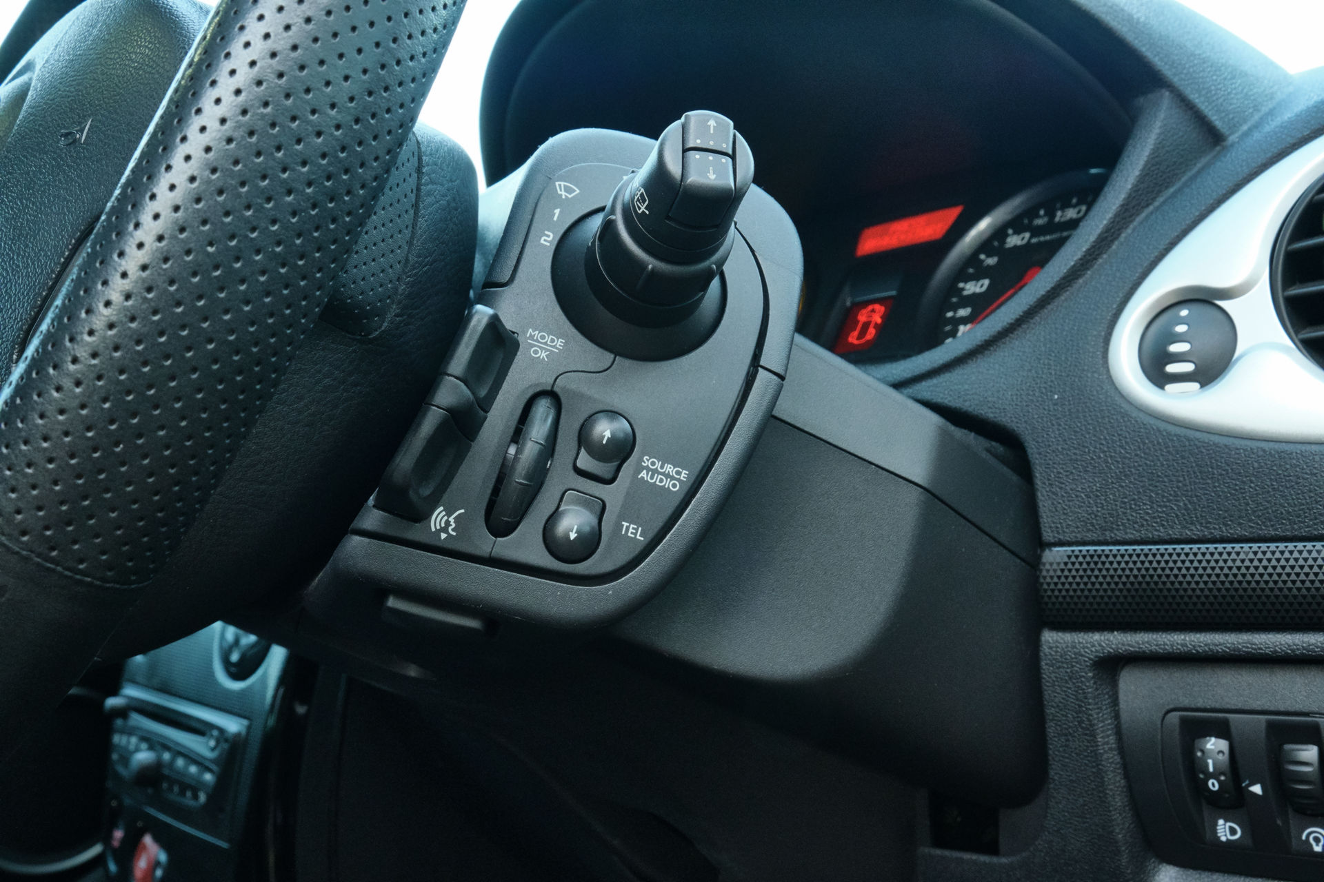 CarScoops Garage: This Is Our 2011 Renault Clio RS 200 AGP