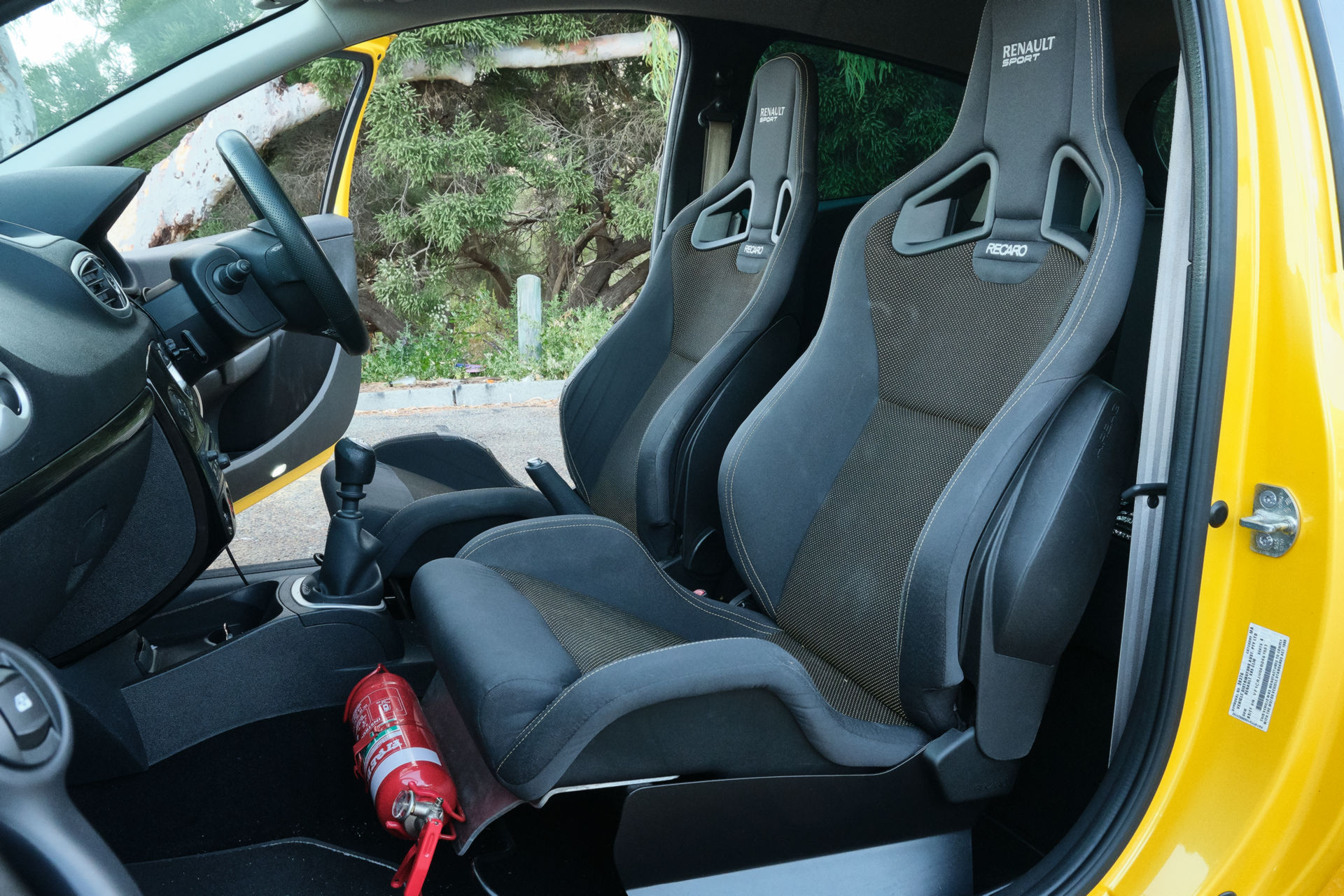 CarScoops Garage: This Is Our 2011 Renault Clio RS 200 AGP