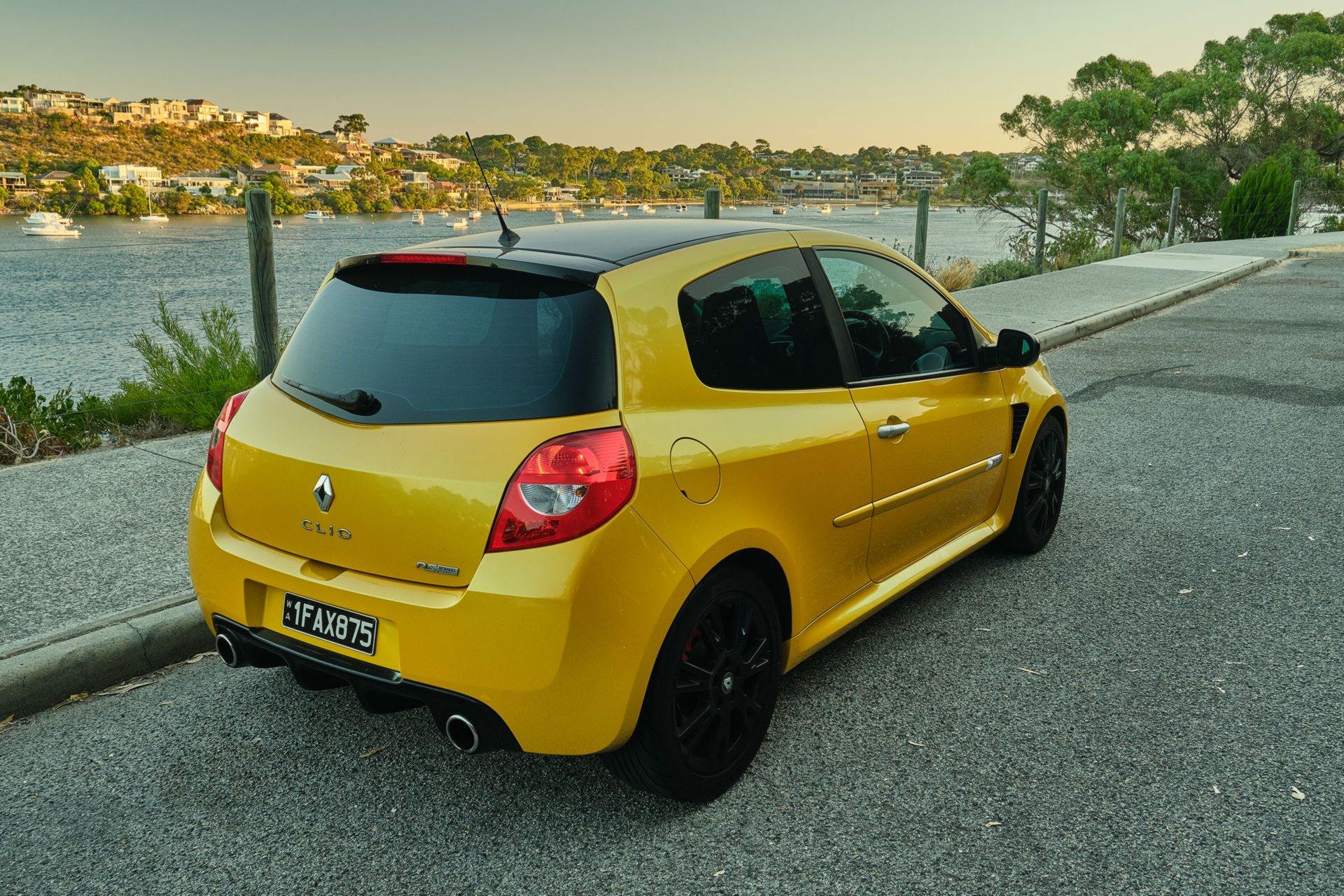 CarScoops Garage: This Is Our 2011 Renault Clio RS 200 AGP