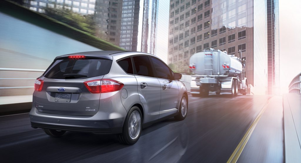 NHTSA Says First 9 Months Of 2021 Saw Biggest Spike In U.S. Traffic Deaths Since 1975