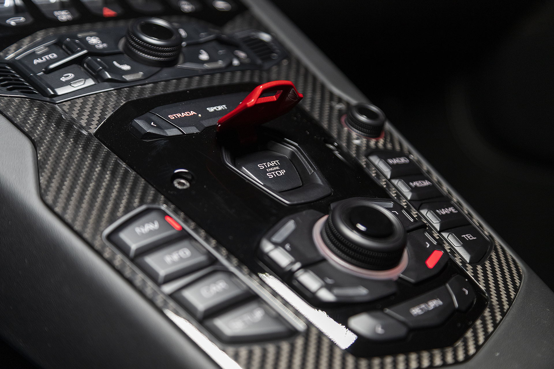 Gorgeous Lamborghini Aventador SV In SE30 Viola Pays Respects To Its Diablo Grandfather