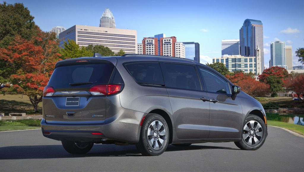  Electrical Issue Could Cause Chrysler Pacifica Hybrids To Suddenly Shut Down
