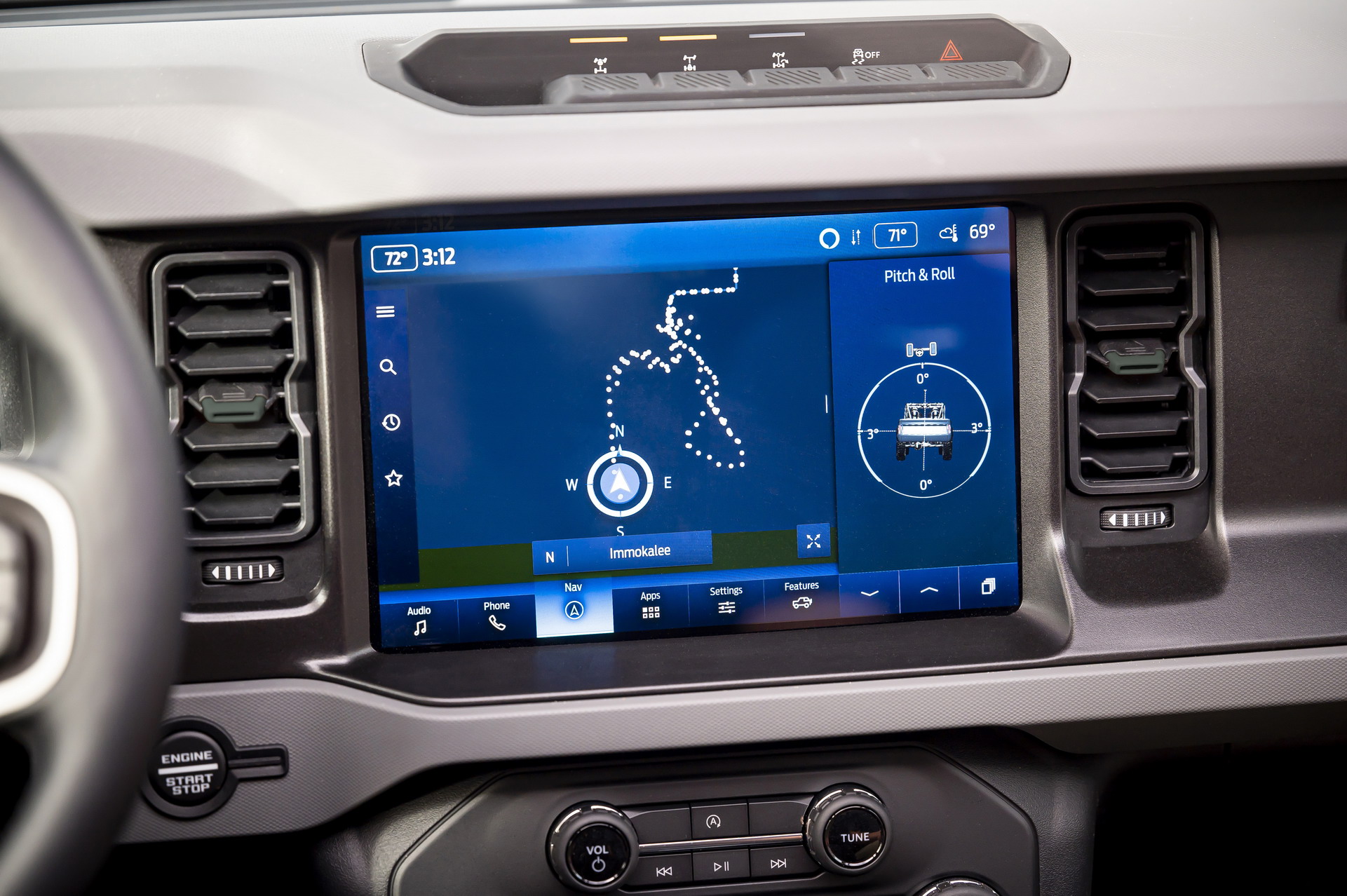 2022 Ford Bronco Everglades Gets Tough With A 10,000 Pound Winch And Snorkel For $53,000