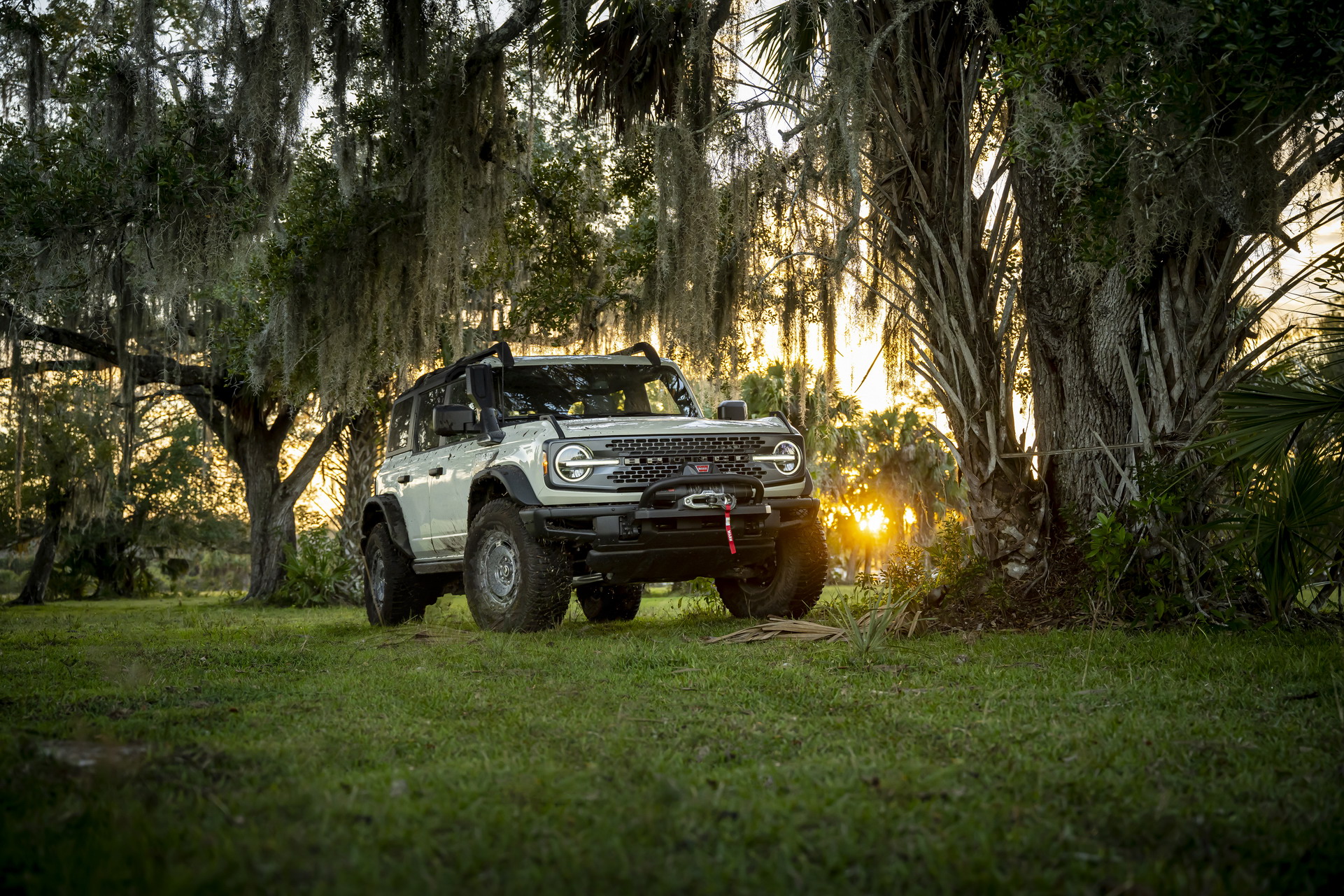2022 Ford Bronco Everglades Gets Tough With A 10,000 Pound Winch And Snorkel For $53,000