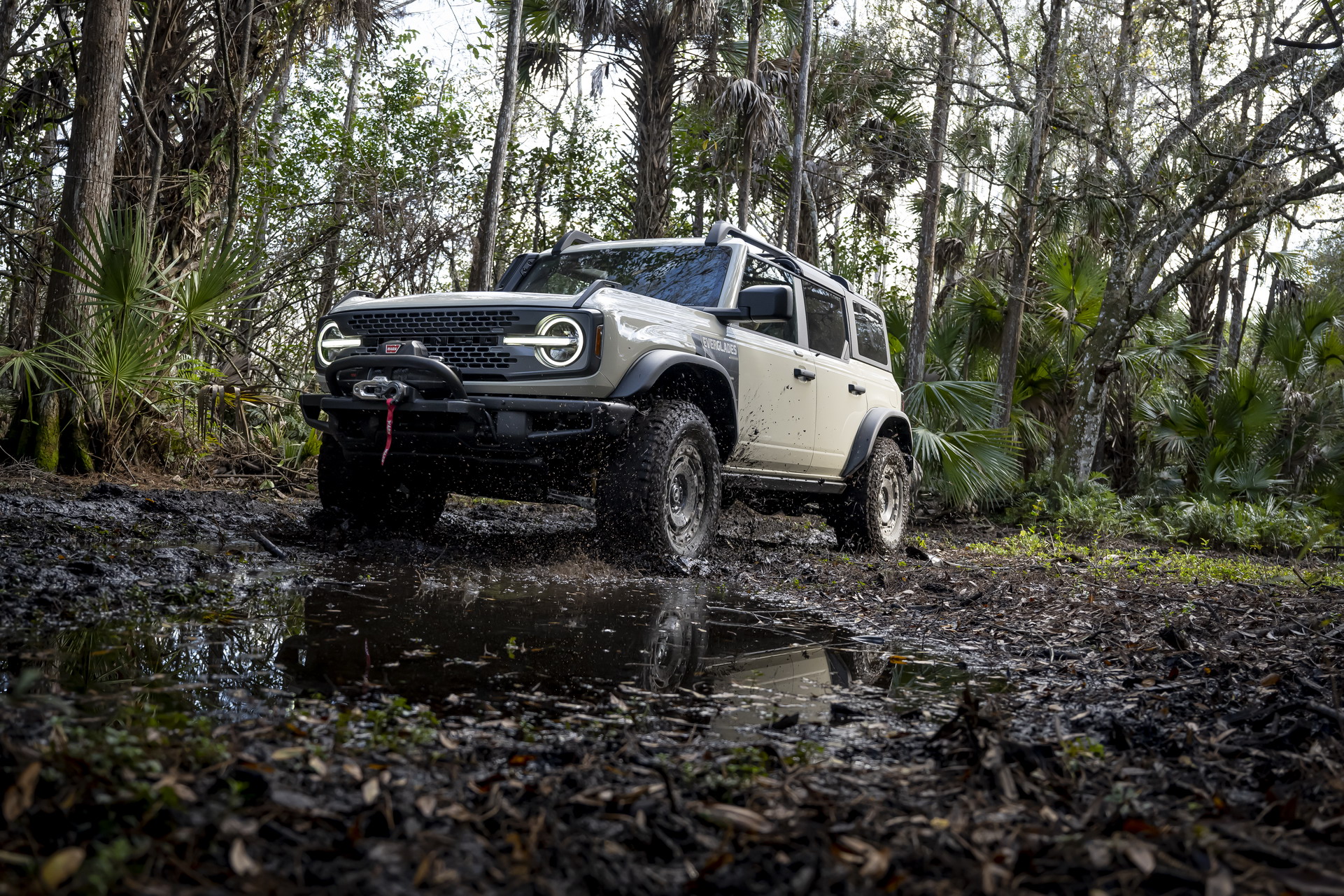 2022 Ford Bronco Everglades Gets Tough With A 10,000 Pound Winch And Snorkel For $53,000