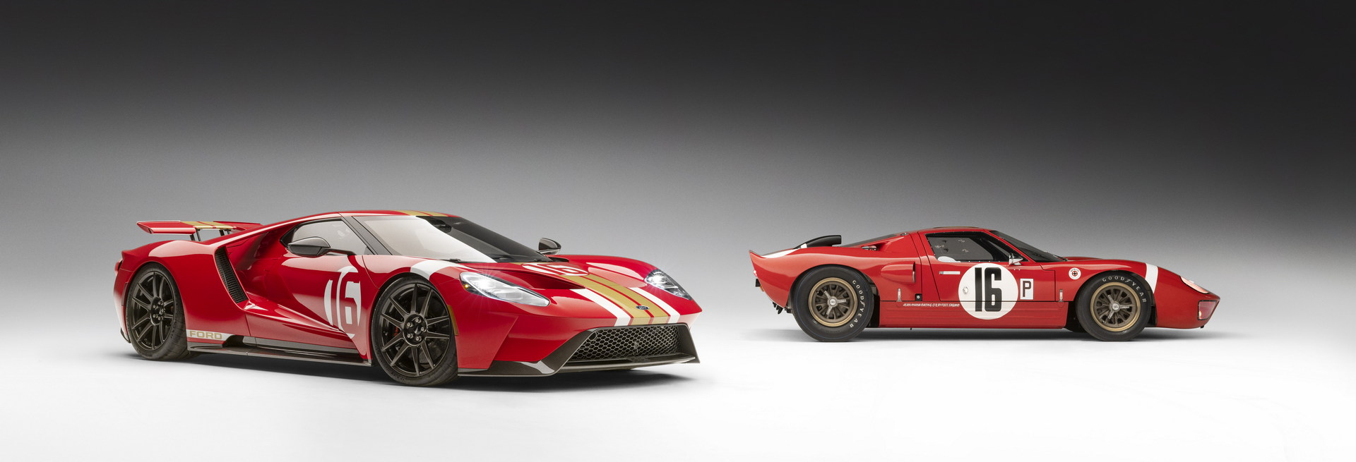 2022 Ford GT Alan Mann Heritage Edition Debuts In Chicago
