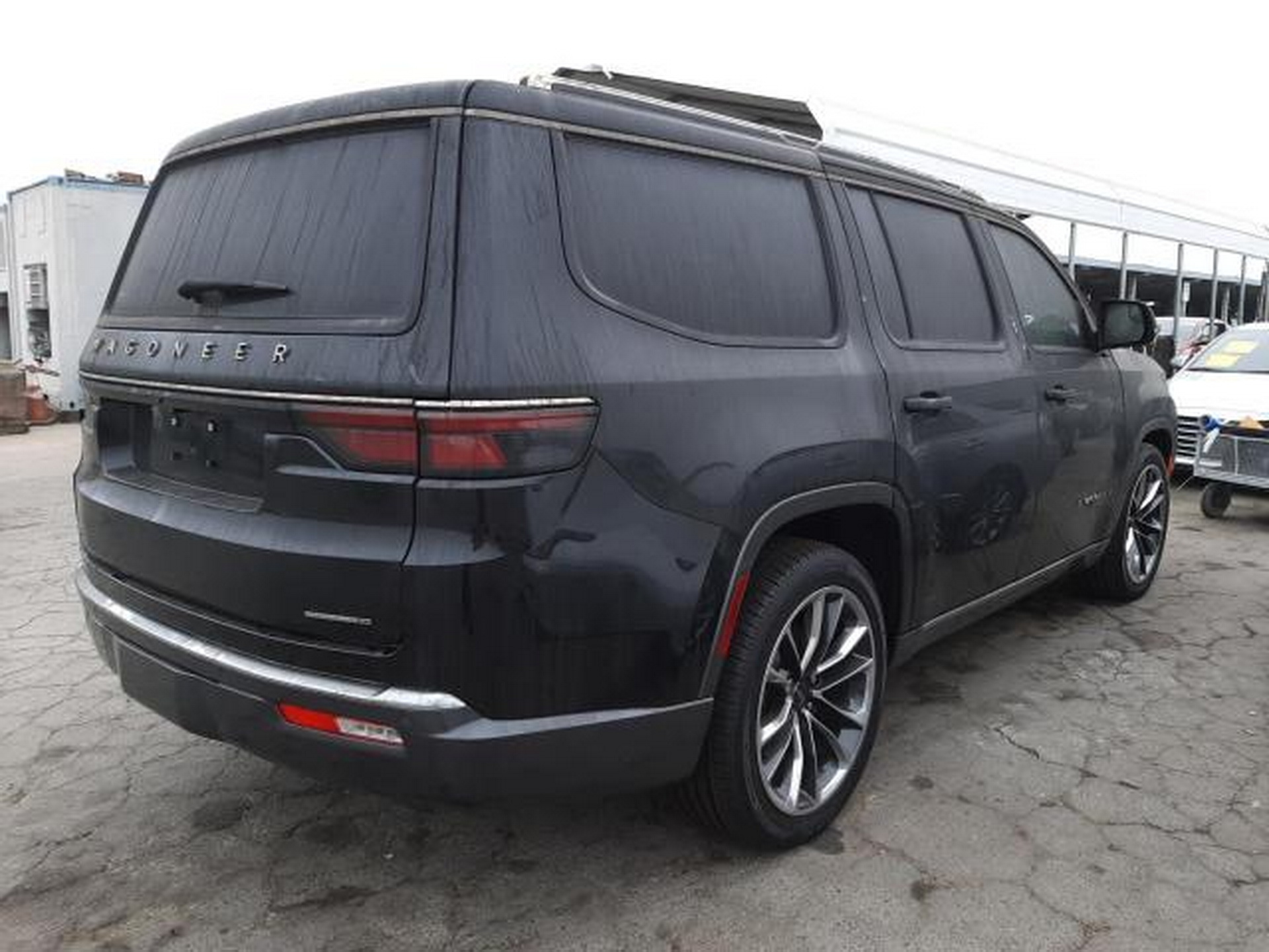 Mystery Of “Damaged” Yet Clean Looking New 2022 Jeep Wagoneer Solved – And Someone Paid $70,500 For It