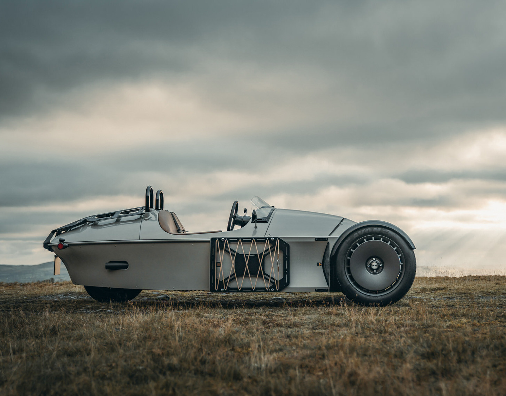 New Morgan Super 3 Drags Three-Wheeler Into Mid-Century Modern Age With Jet-Inspired Styling