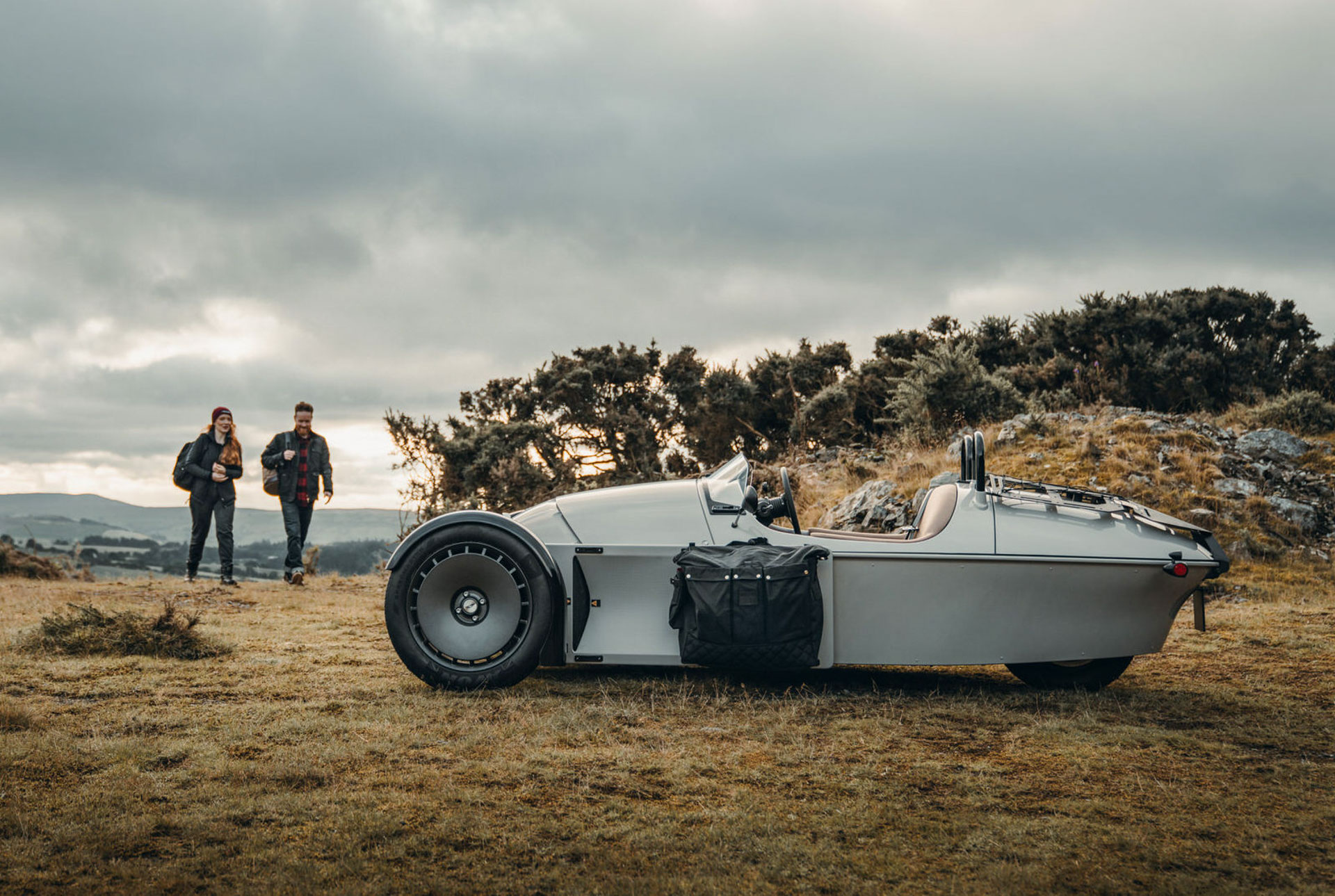 New Morgan Super 3 Drags Three-Wheeler Into Mid-Century Modern Age With Jet-Inspired Styling
