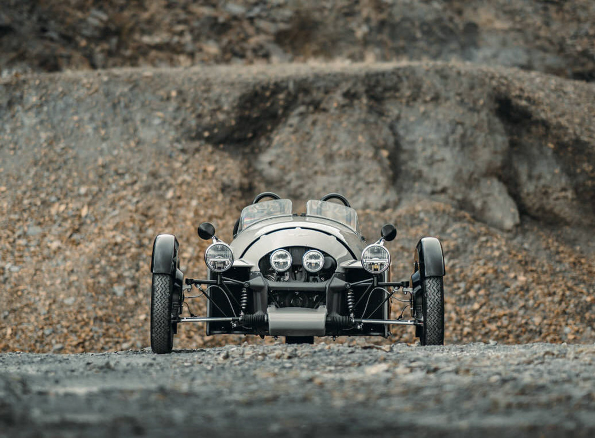 New Morgan Super 3 Drags Three-Wheeler Into Mid-Century Modern Age With Jet-Inspired Styling