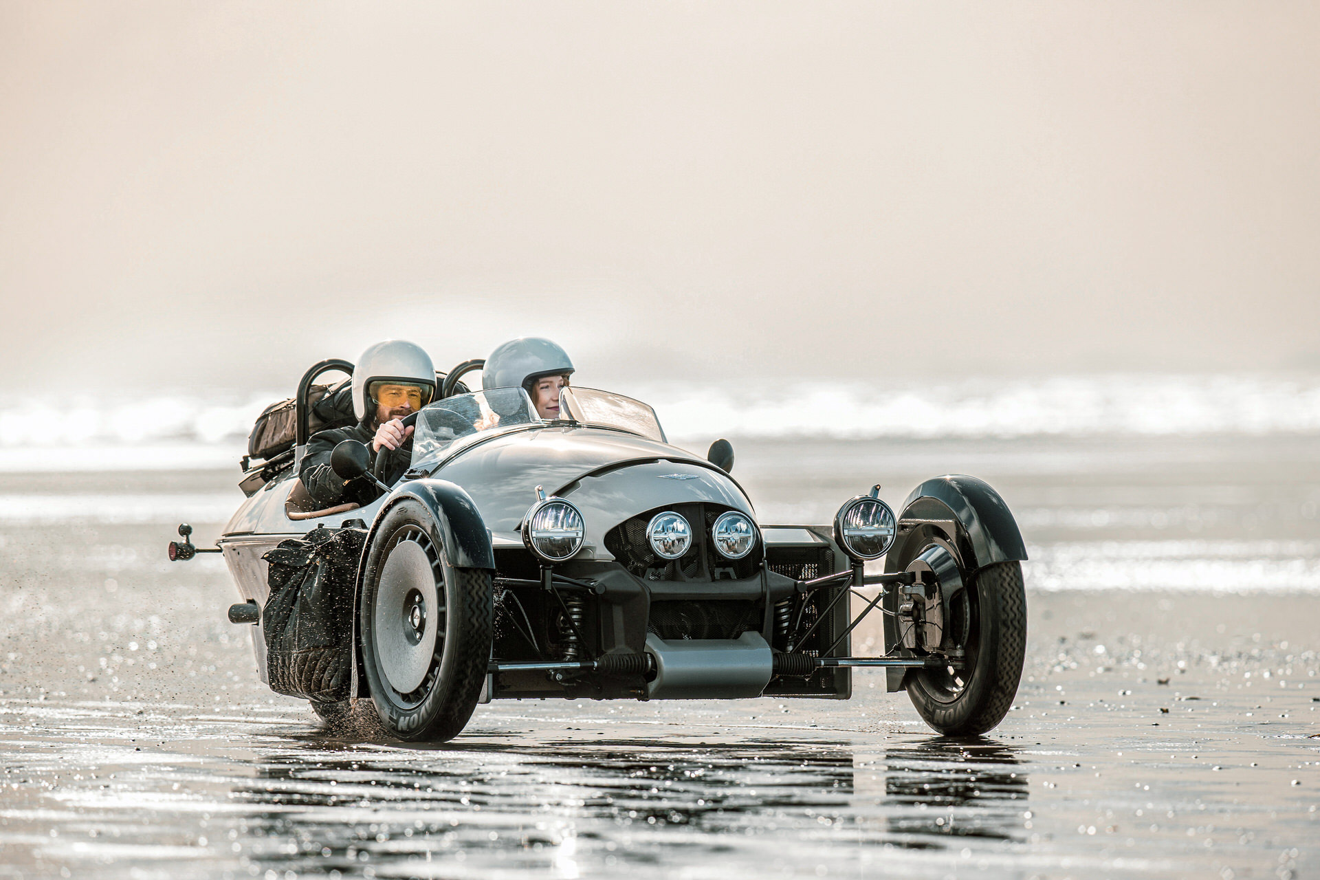 New Morgan Super 3 Drags Three-Wheeler Into Mid-Century Modern Age With Jet-Inspired Styling