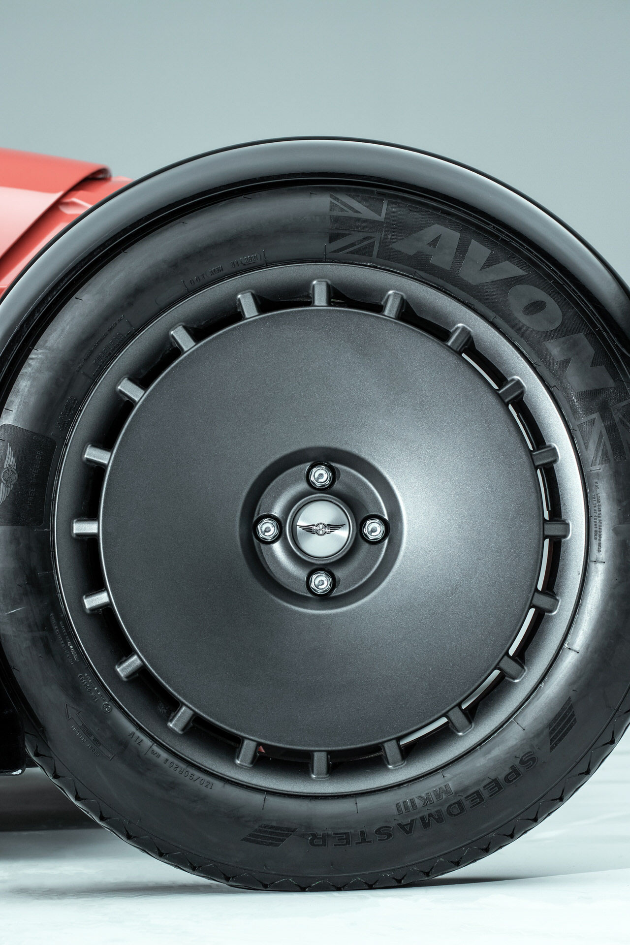 New Morgan Super 3 Drags Three-Wheeler Into Mid-Century Modern Age With Jet-Inspired Styling