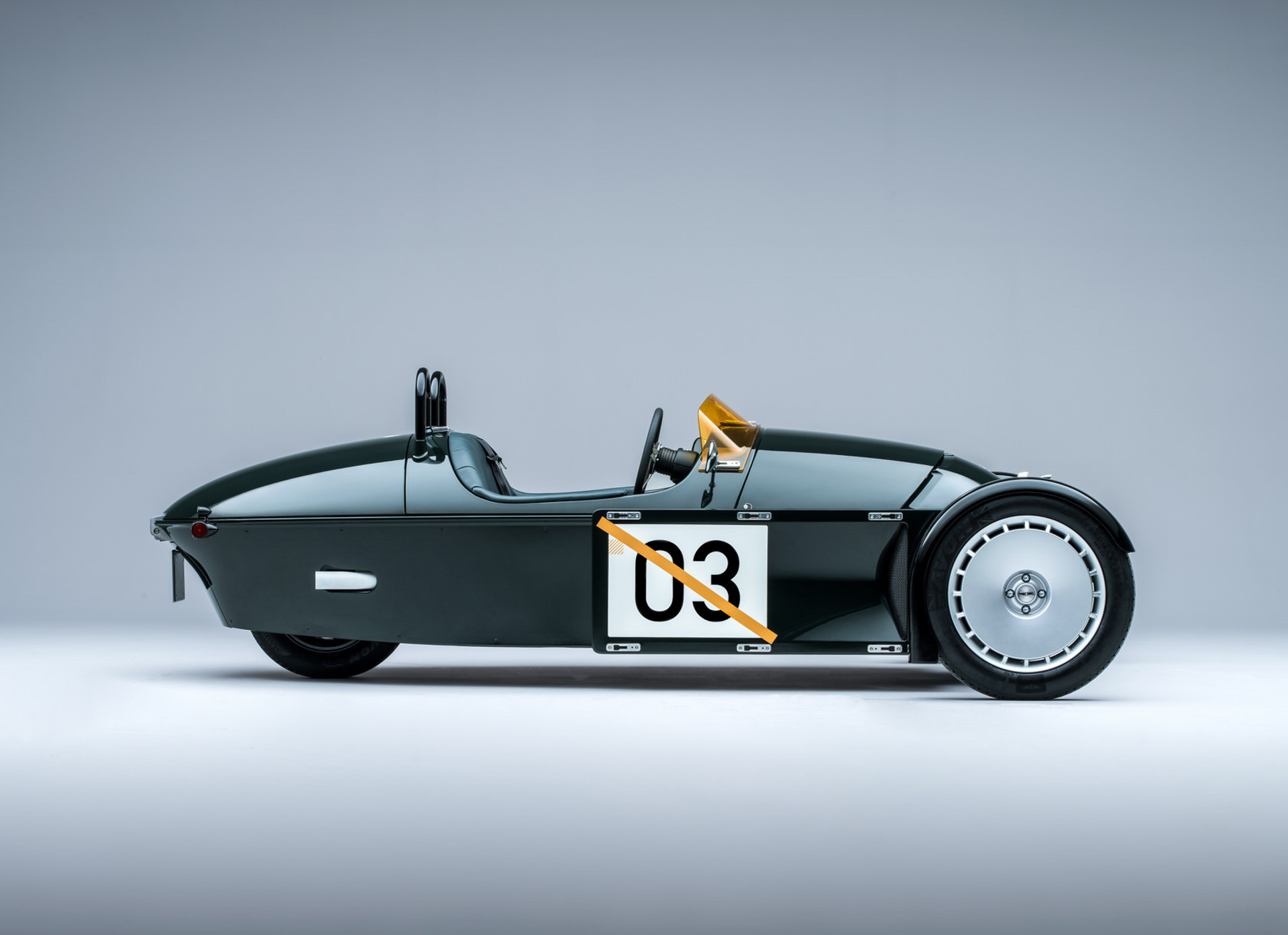 New Morgan Super 3 Drags Three-Wheeler Into Mid-Century Modern Age With Jet-Inspired Styling