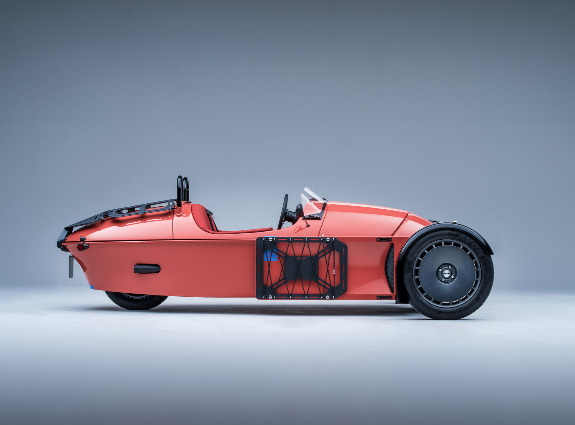 New Morgan Super 3 Drags Three-Wheeler Into Mid-Century Modern Age With Jet-Inspired Styling