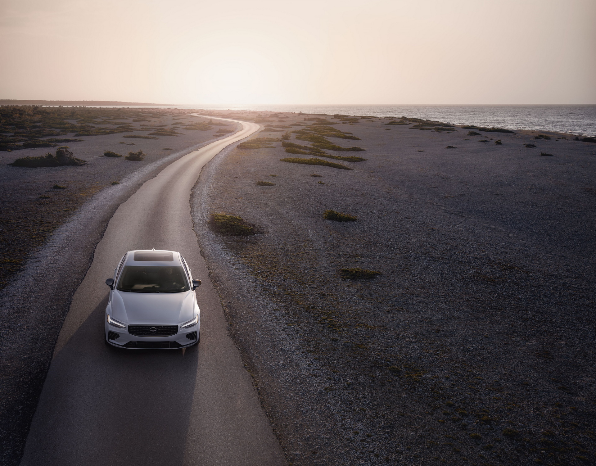 The 2022 Volvo S60 Black Edition Will Be Limited To Just 450 Examples