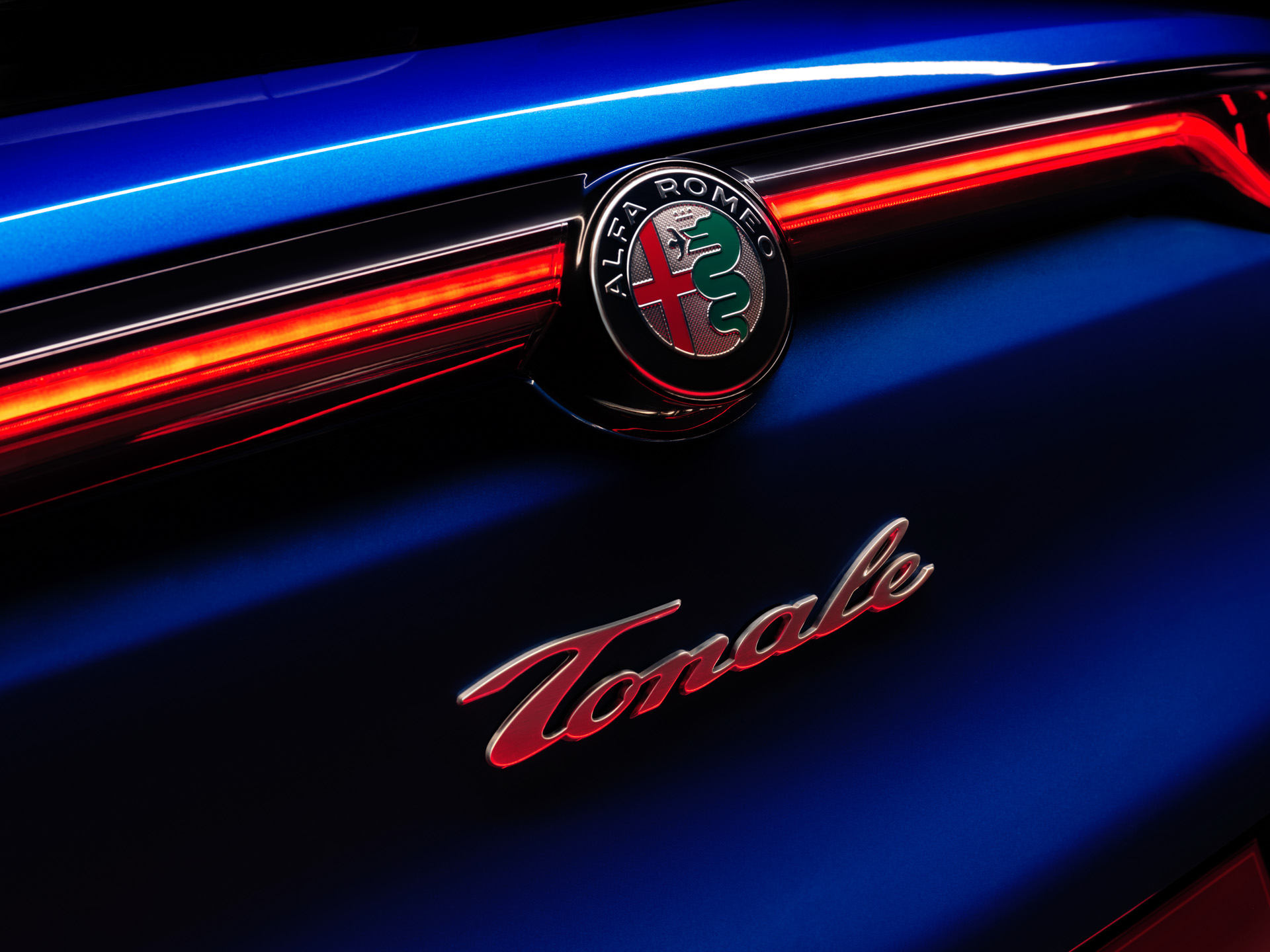 Leaked 2023 Dodge Hornet SUV Looks Like A Rebadged Alfa Romeo Tonale