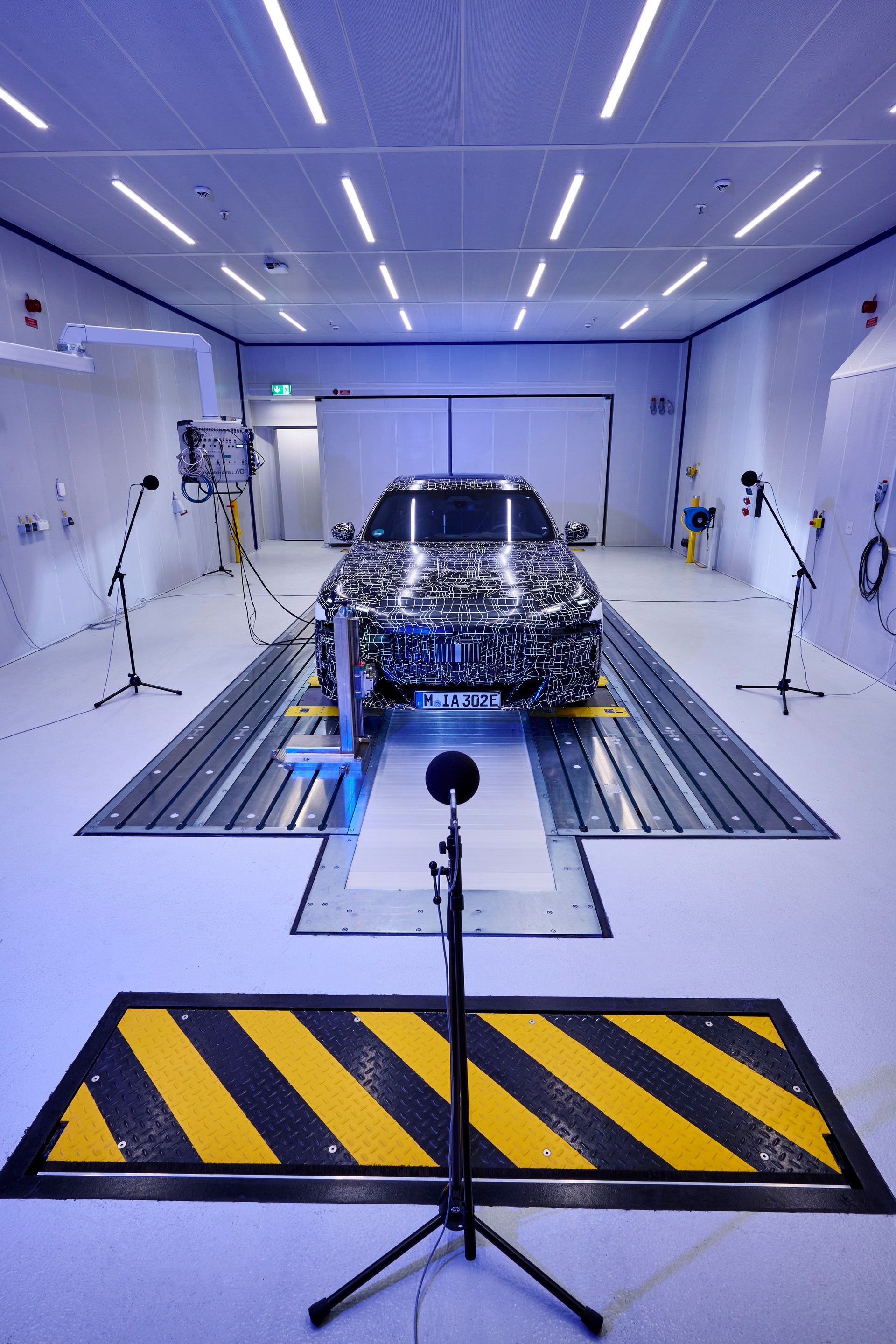 How BMW Is Eliminating Every Irritating Sound From Its i7 Electric Flagship