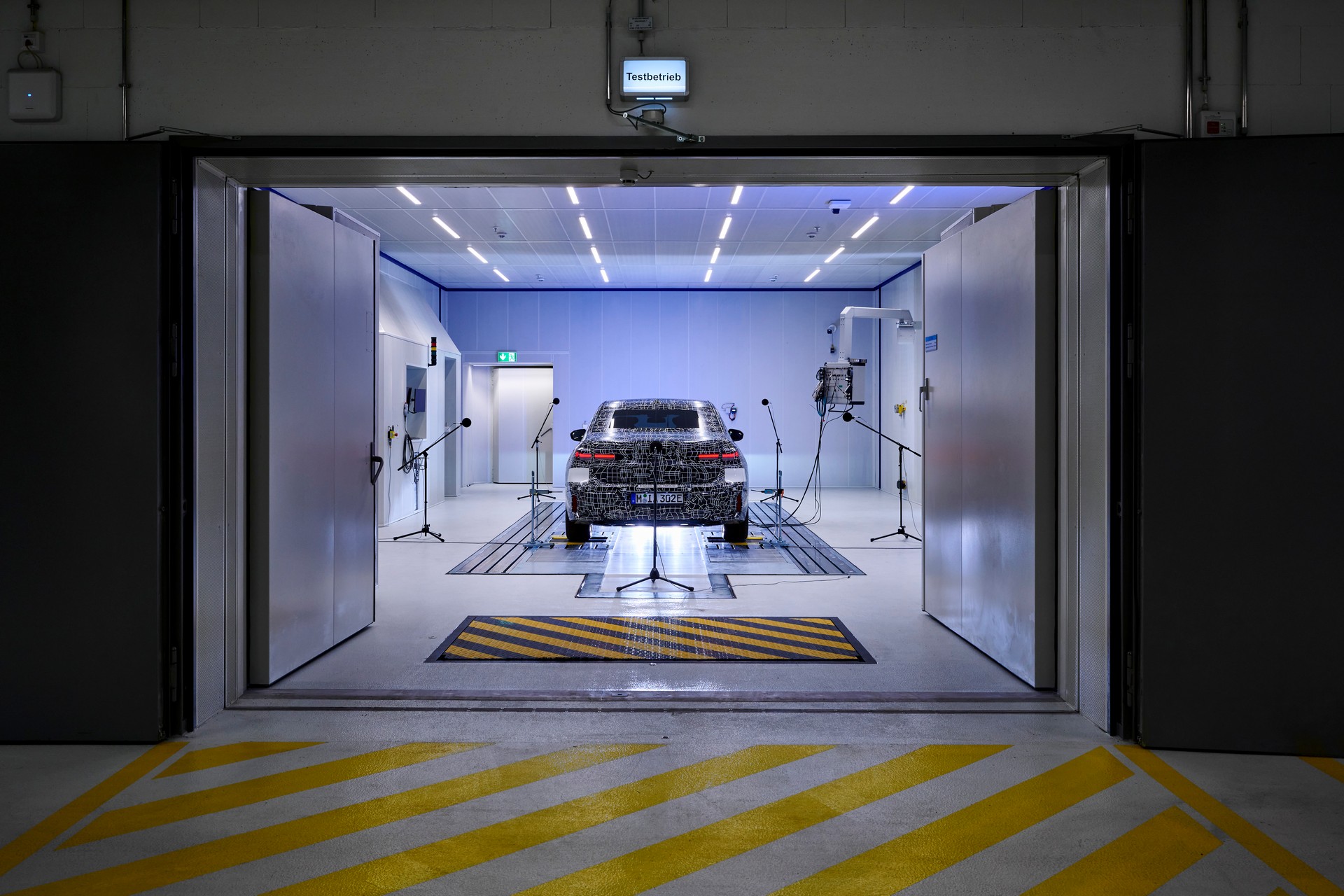 How BMW Is Eliminating Every Irritating Sound From Its i7 Electric Flagship