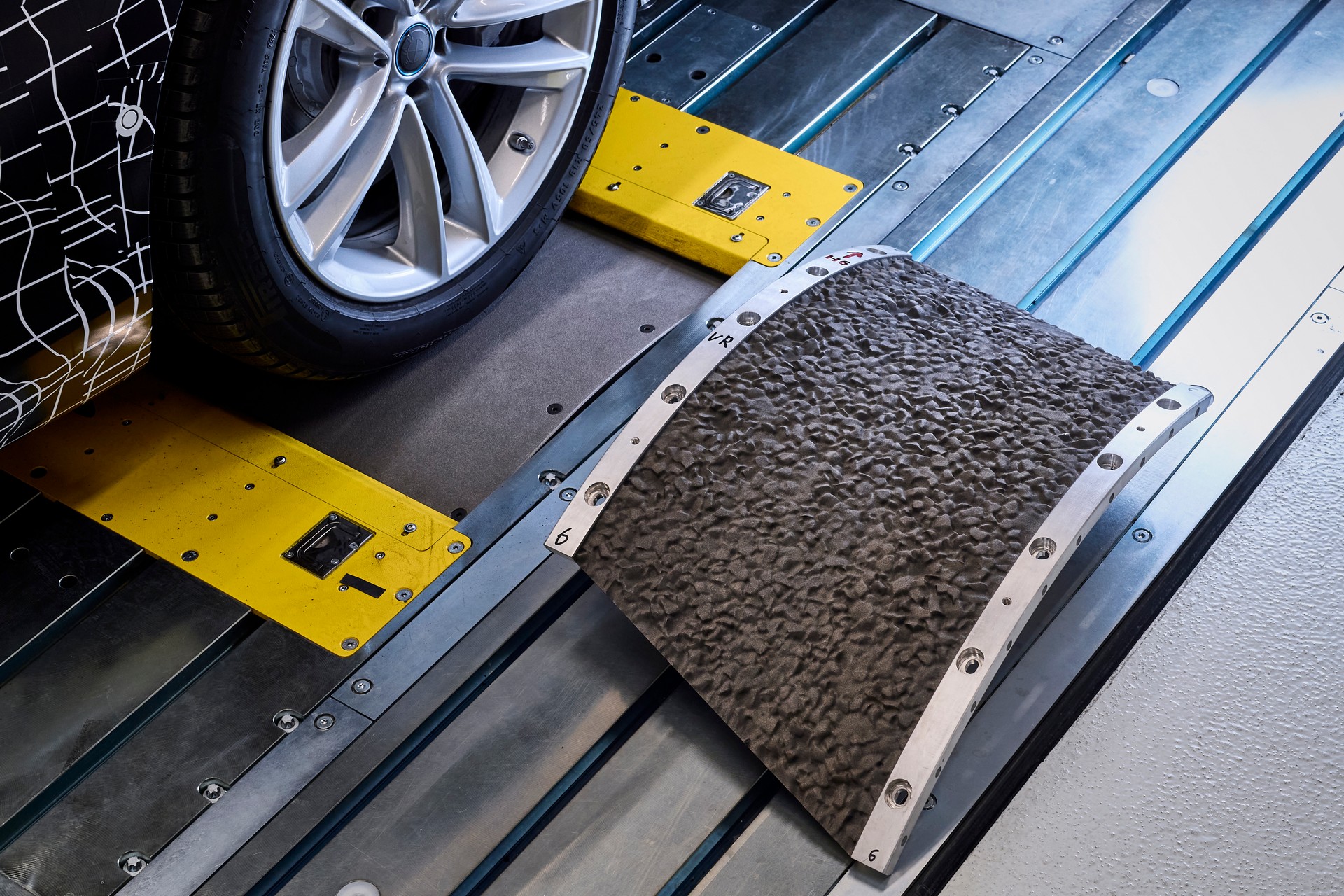 How BMW Is Eliminating Every Irritating Sound From Its i7 Electric Flagship