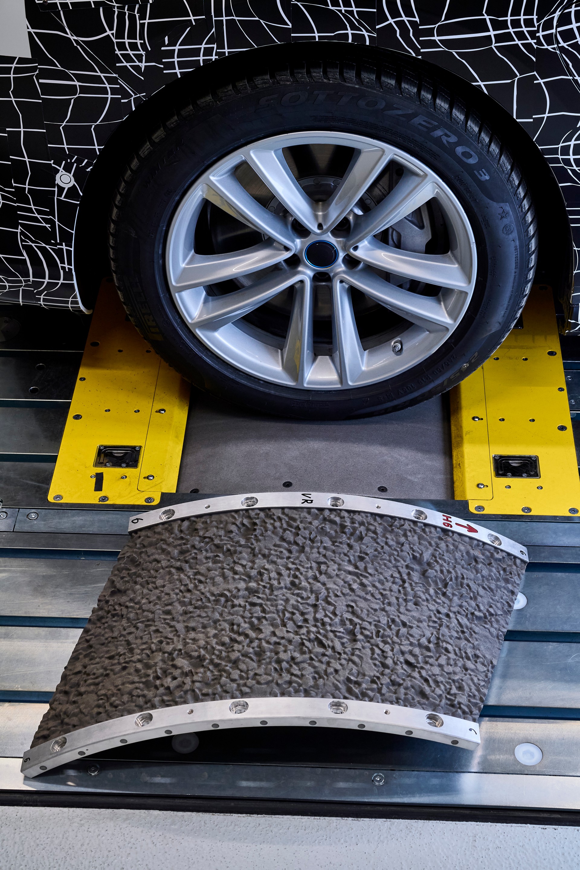 How BMW Is Eliminating Every Irritating Sound From Its i7 Electric Flagship