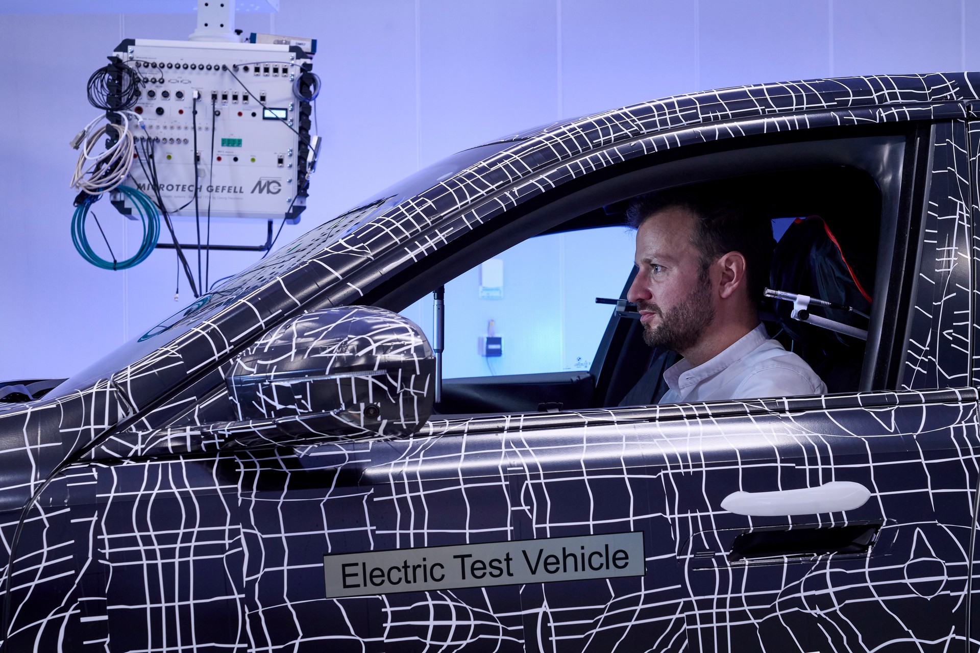 How BMW Is Eliminating Every Irritating Sound From Its i7 Electric Flagship