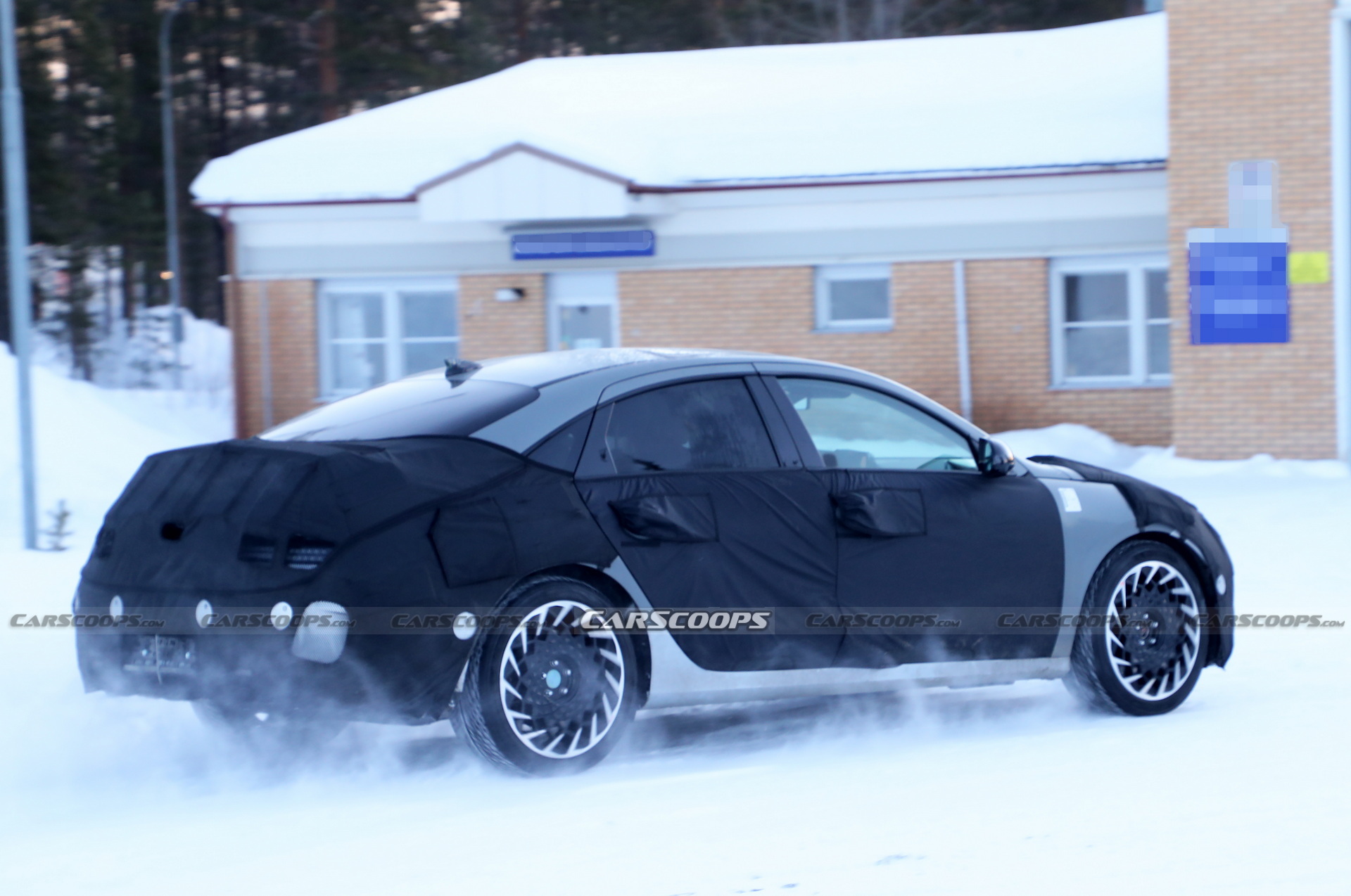 2023 Hyundai Ioniq 6’s Parametric Pixel LED Lights Spied Hiding Under Camouflage