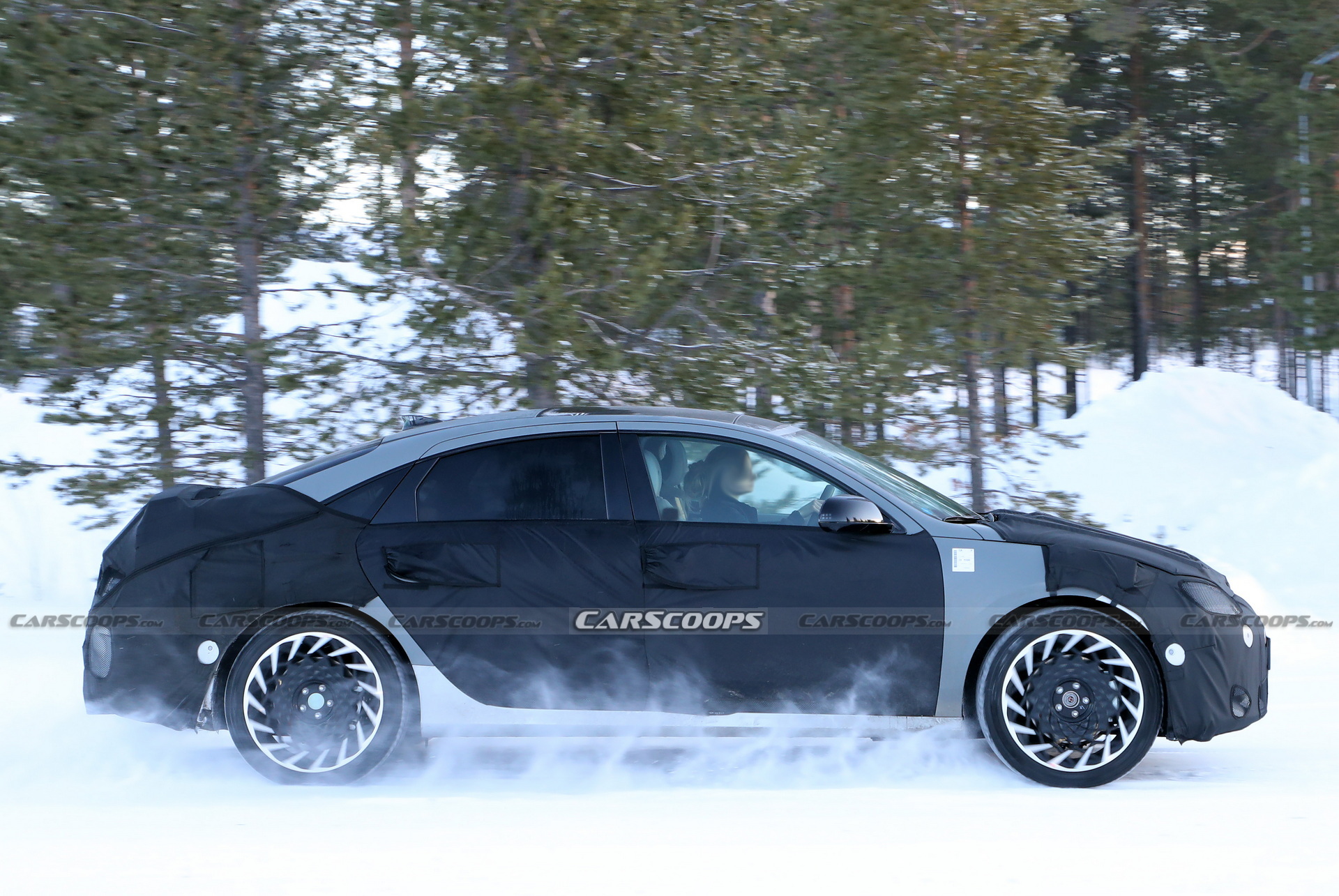 2023 Hyundai Ioniq 6’s Parametric Pixel LED Lights Spied Hiding Under Camouflage