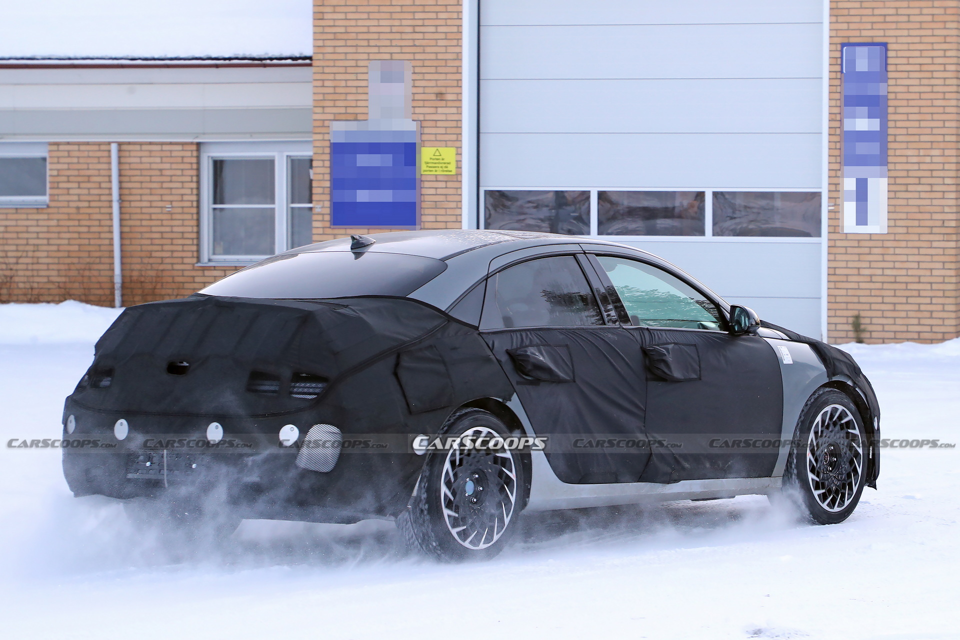 2023 Hyundai Ioniq 6’s Parametric Pixel LED Lights Spied Hiding Under Camouflage