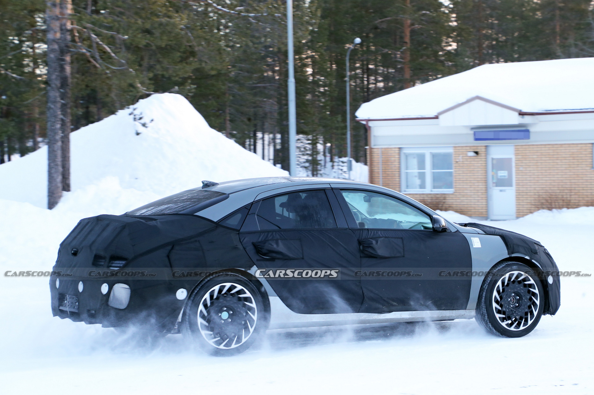 2023 Hyundai Ioniq 6’s Parametric Pixel LED Lights Spied Hiding Under Camouflage