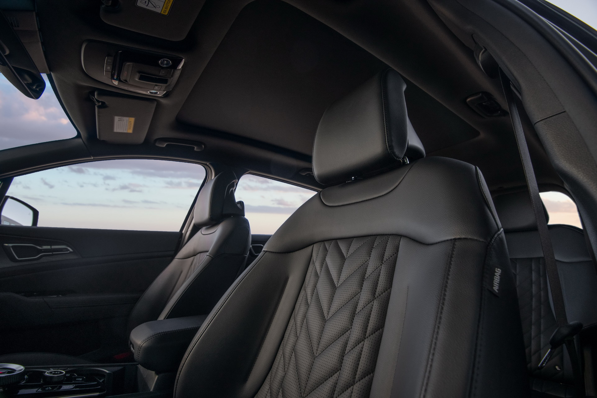 2023 Kia Sportage PHEV Plugs Into A More Powerful Battery Offering 32 Miles Of Electric Range