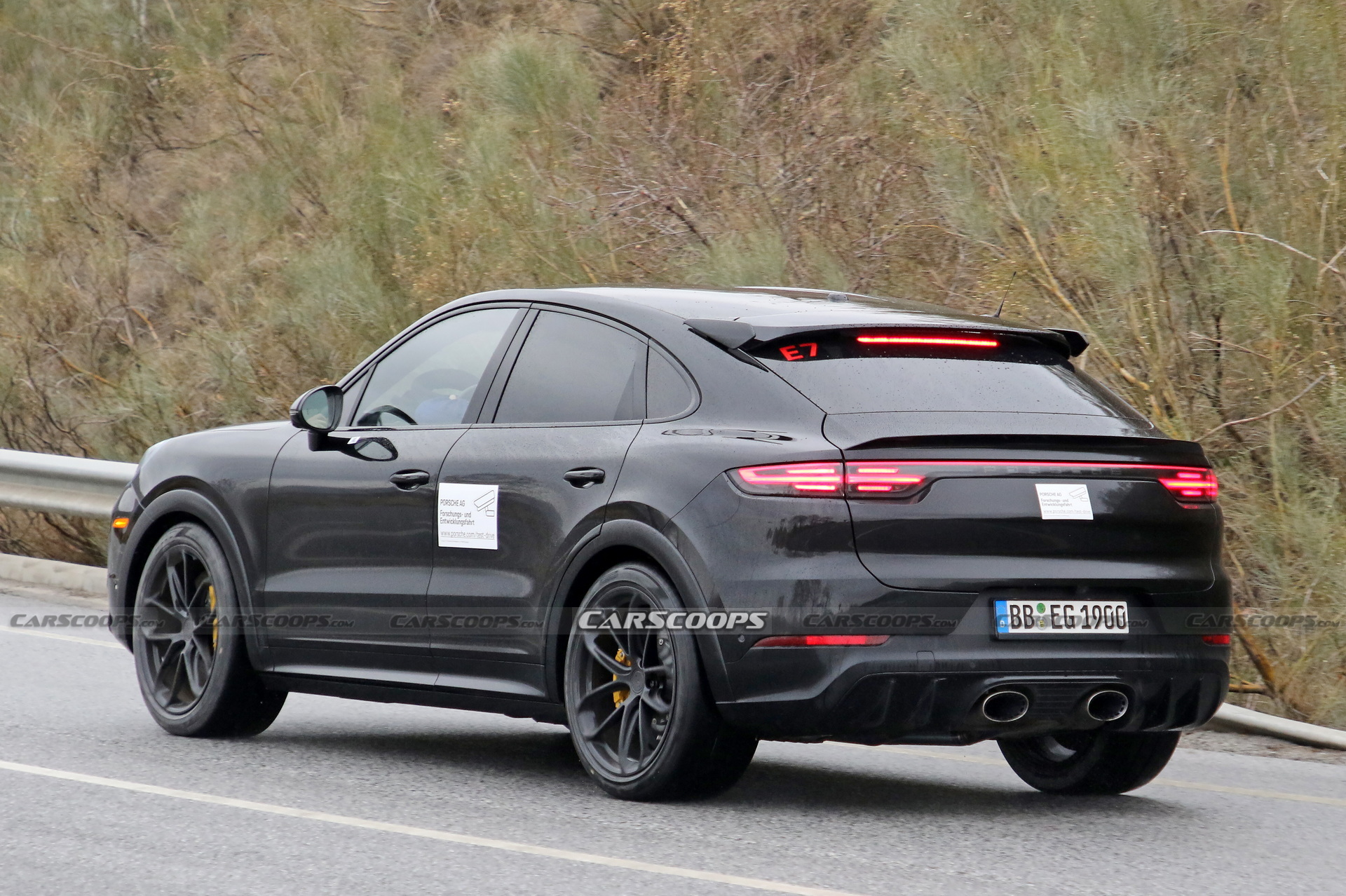 Facelifted 2023 Porsche Cayenne Coupe Hides New Production Taillights Under Camo