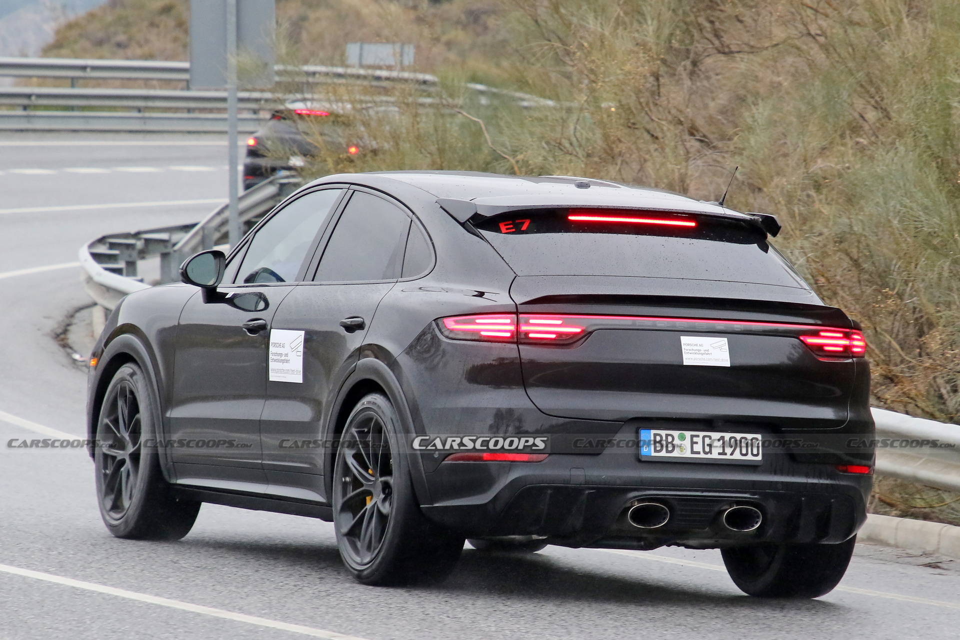 Facelifted 2023 Porsche Cayenne Coupe Hides New Production Taillights Under Camo