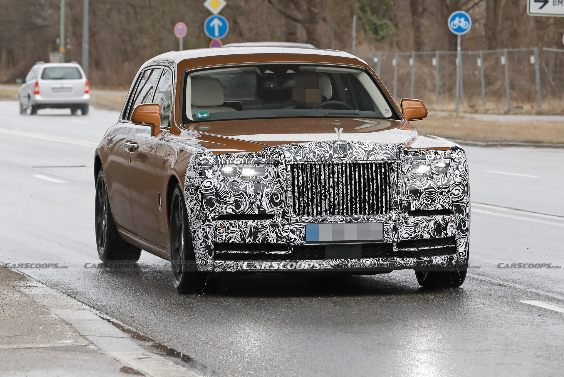 2023 Rolls-Royce Phantom Facelift Still Tries To Hide Mild Updates