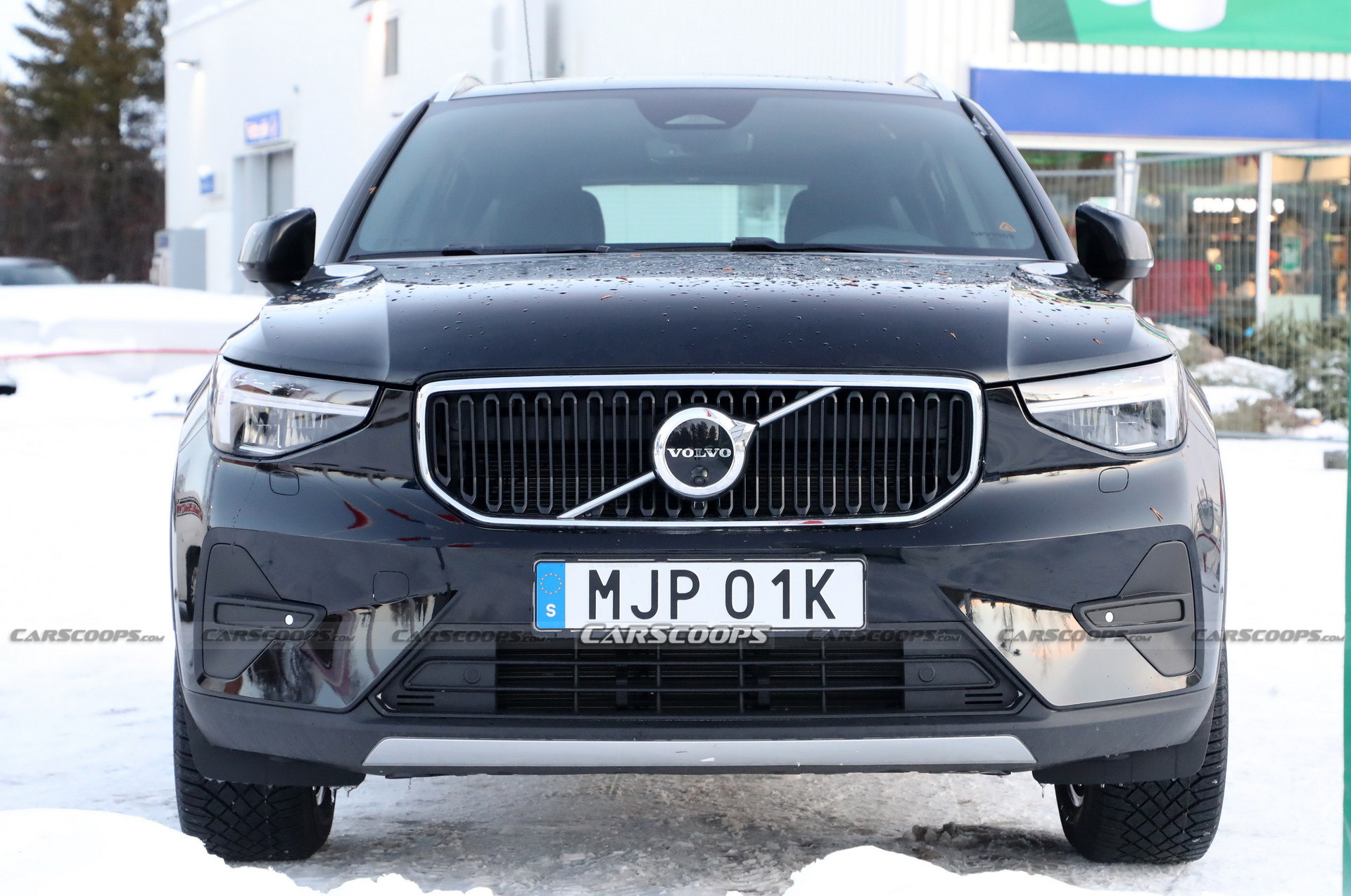 2023 Volvo XC40 Facelift Spotted Undisguised As Brand Quietly Reveals It On Euro Configurators