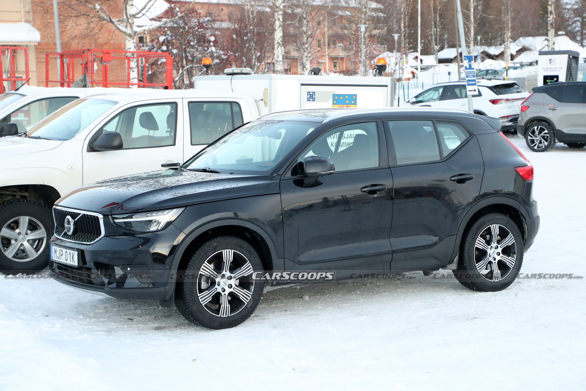 2023 Volvo XC40 Facelift Spotted Undisguised As Brand Quietly Reveals It On Euro Configurators